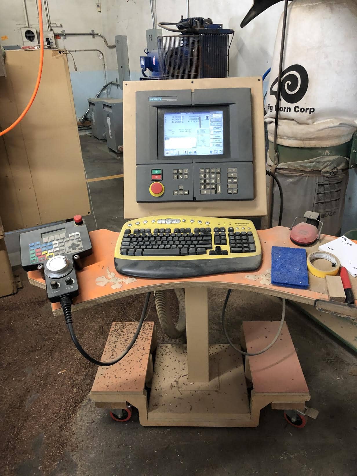 2001 Motionmaster 3 Axis CNC Router 5' x 10' - Image 3