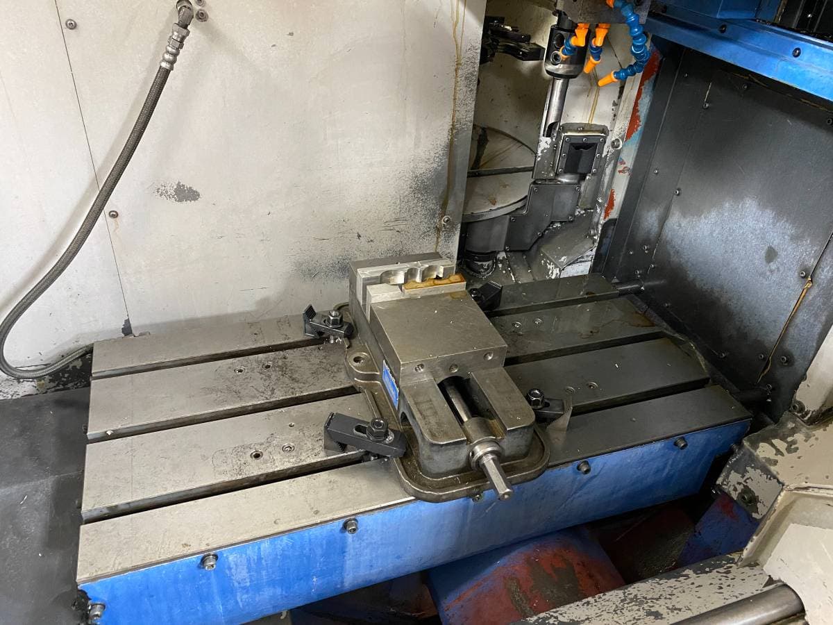 Mazak VQC-15/40 VMC , 1989 - Image 3