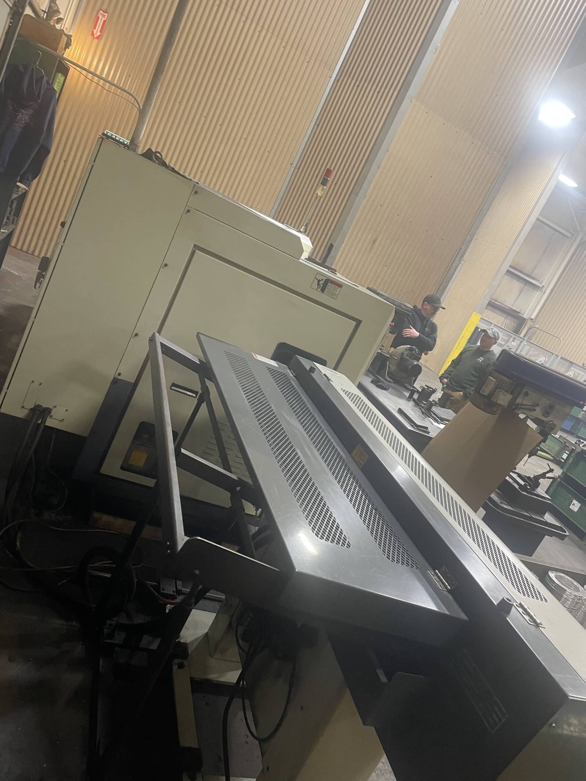 Hwacheon HI TECH 200B CNC Lathe, 2005 - Live Tooling, Fanuc Control, Bar Feeder - Image 7