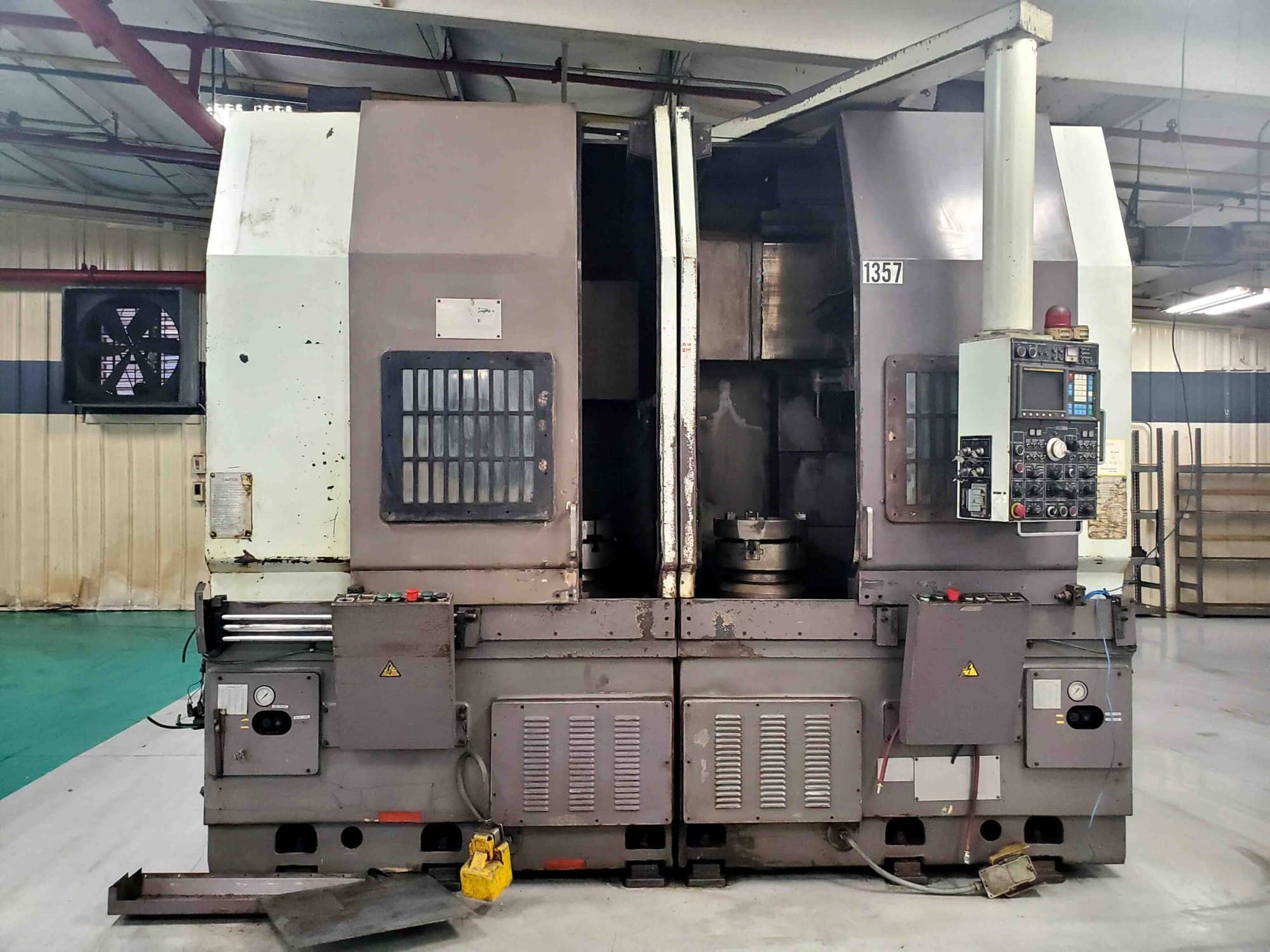 Doosan Puma V550 2SP V5 Dual Spindle Vertical Turret Lathe - Image 2