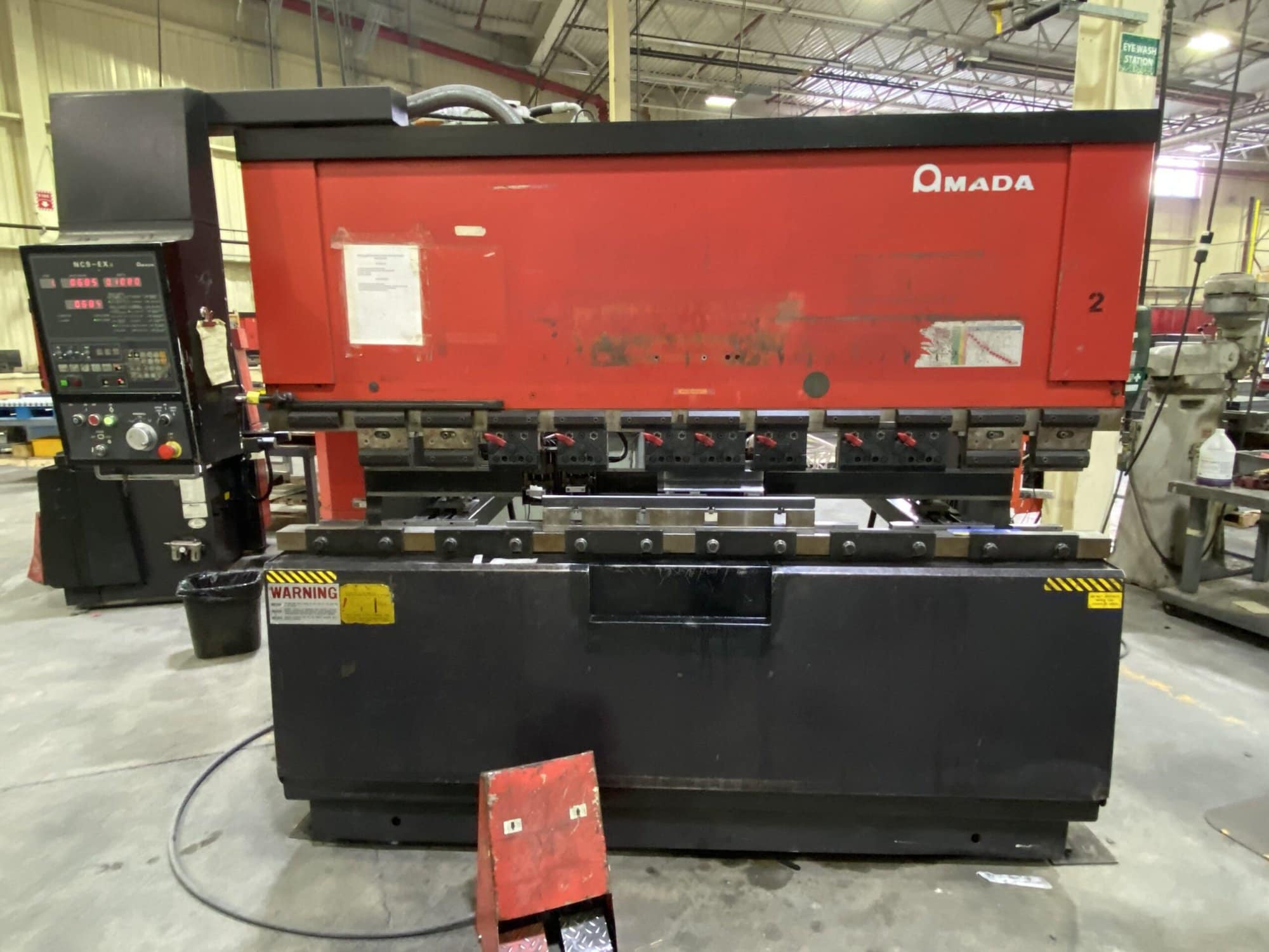 88 Ton X 8' Amada FBD-8025 CNC Press Brake, 1995- NC9-EXII 3-Axis CNC Control