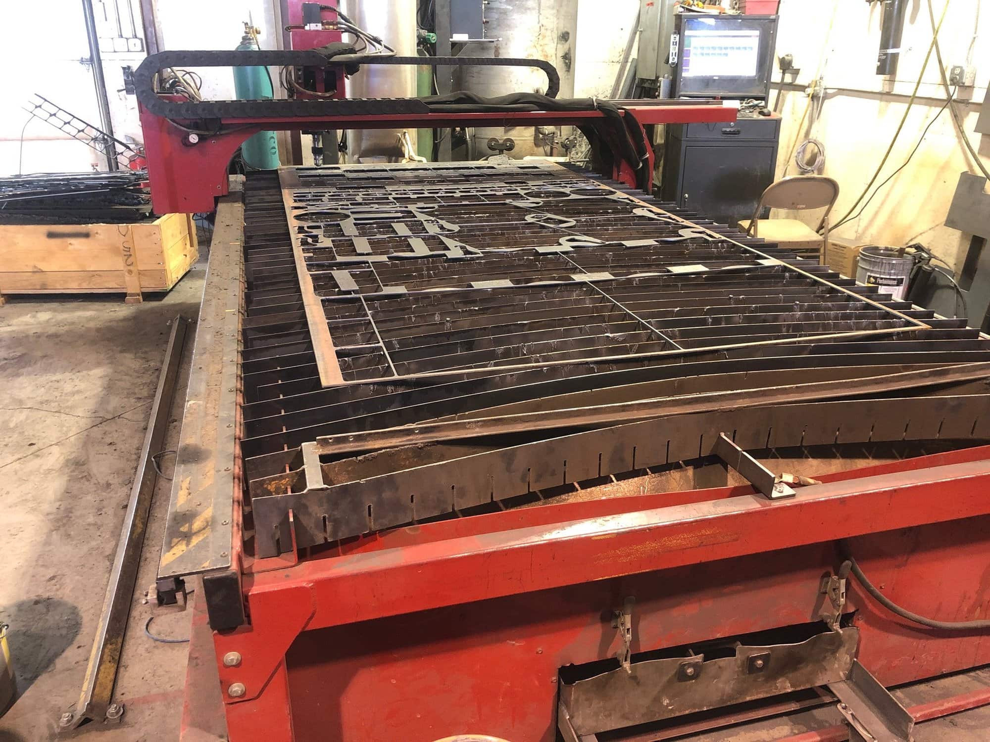 5'x10' Dynatorch XLR8 HF CNC Plasma Table, 2014 - Fanuc 18-T Control, Dust Collector