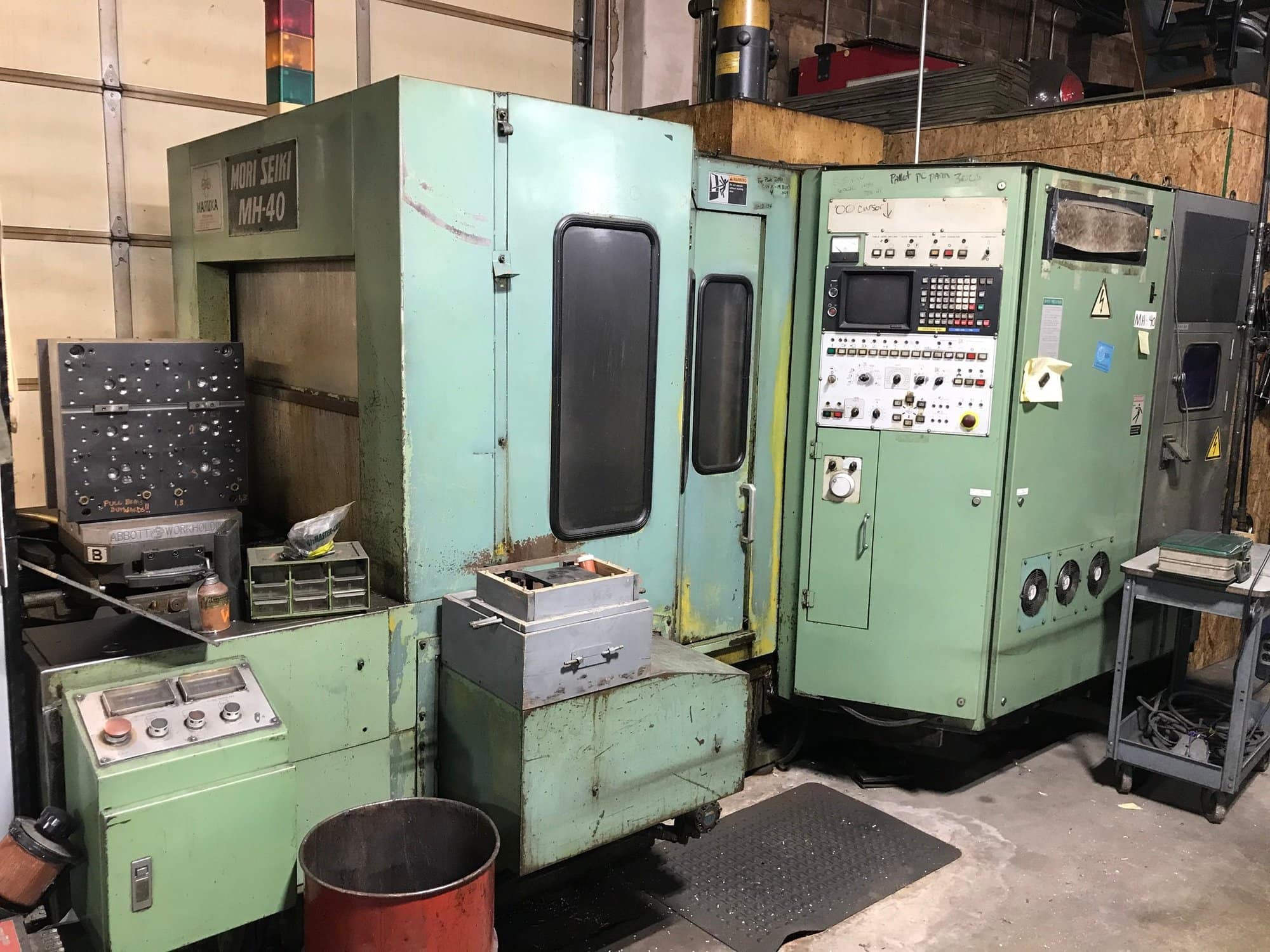 Mori Seiki MH-40 400mm HMC, Tombstones Included