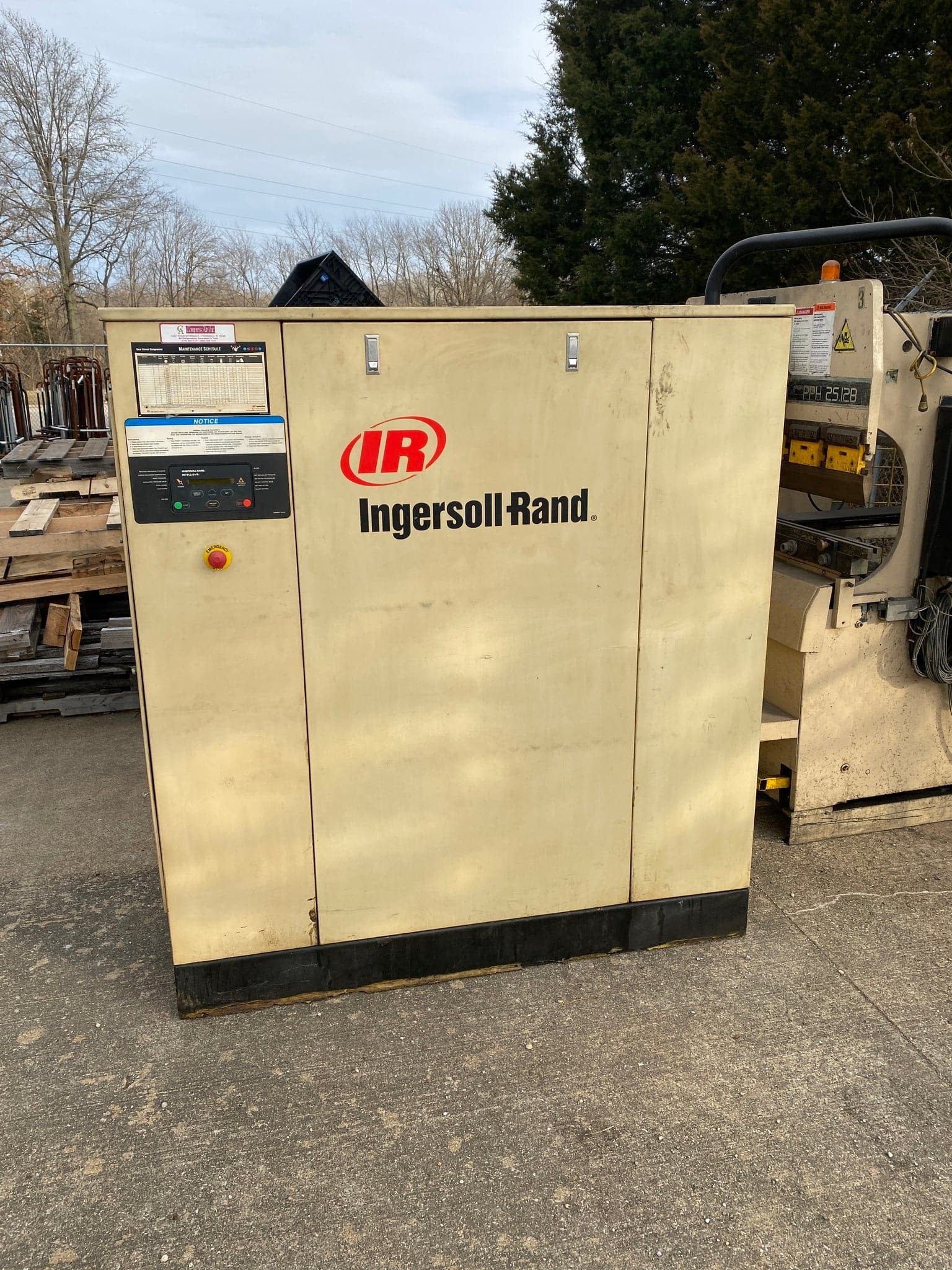Ingersoll-Rand SSR-EP100 100 HP Air Compressor