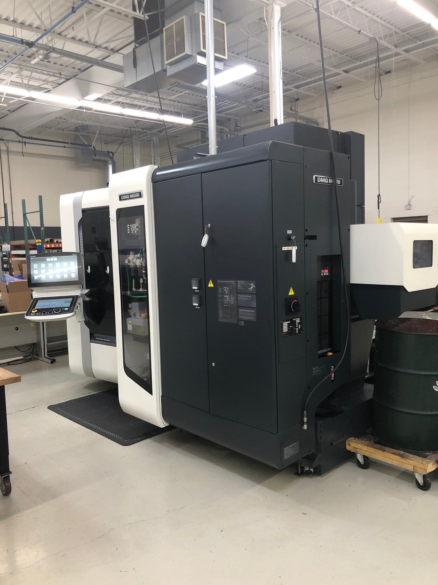 DMG Mori NHX 4000 HMC, 2016 - Full 4th, Coolant Thru Spindle, MAPPS