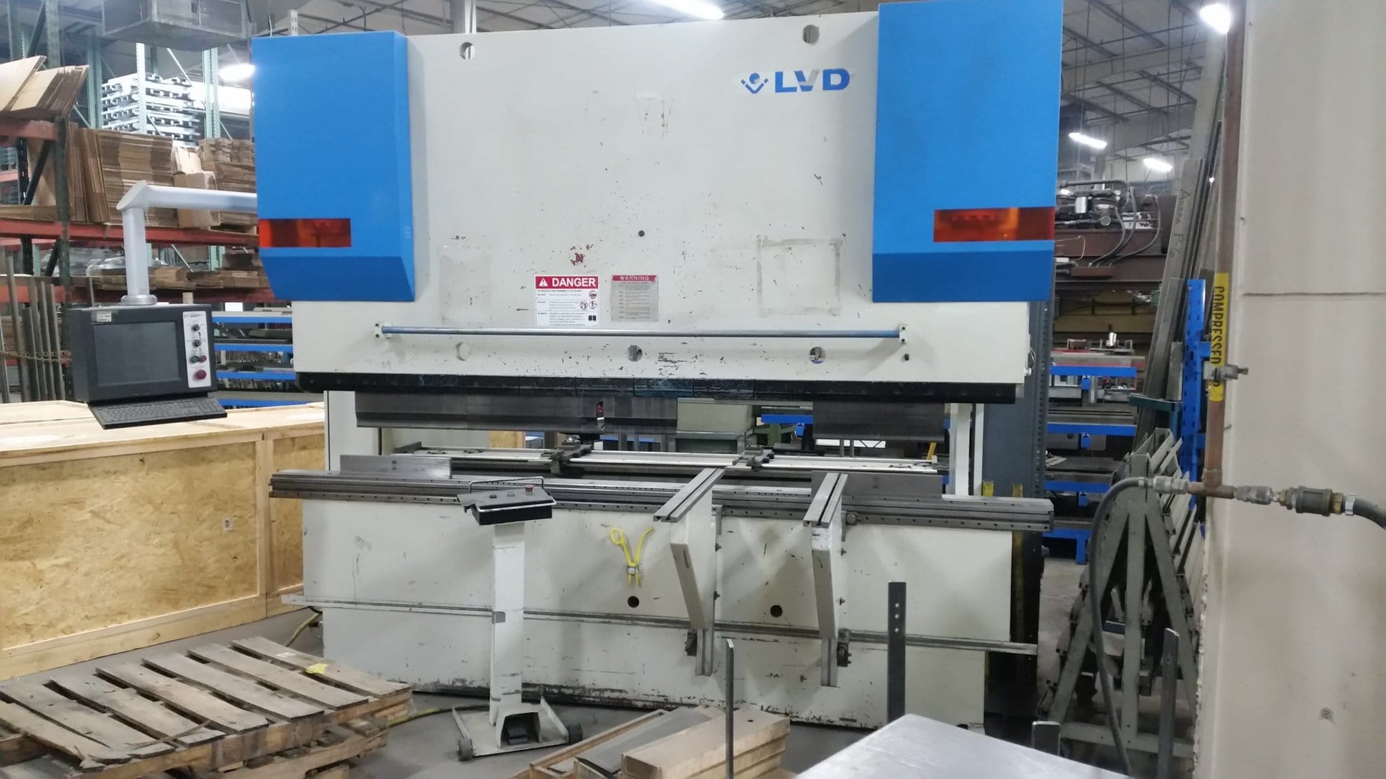 150 Ton X 10' LVD 150 BH 10 CAD CNC Press Brake, 1998 - 4 Axis Back Gauge