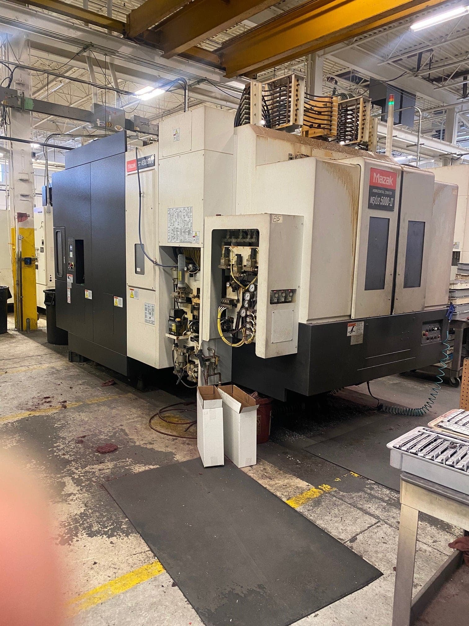 Mazak Nexus 5000-II HMC, 2011- Chip Conveyor, Spindle Probe