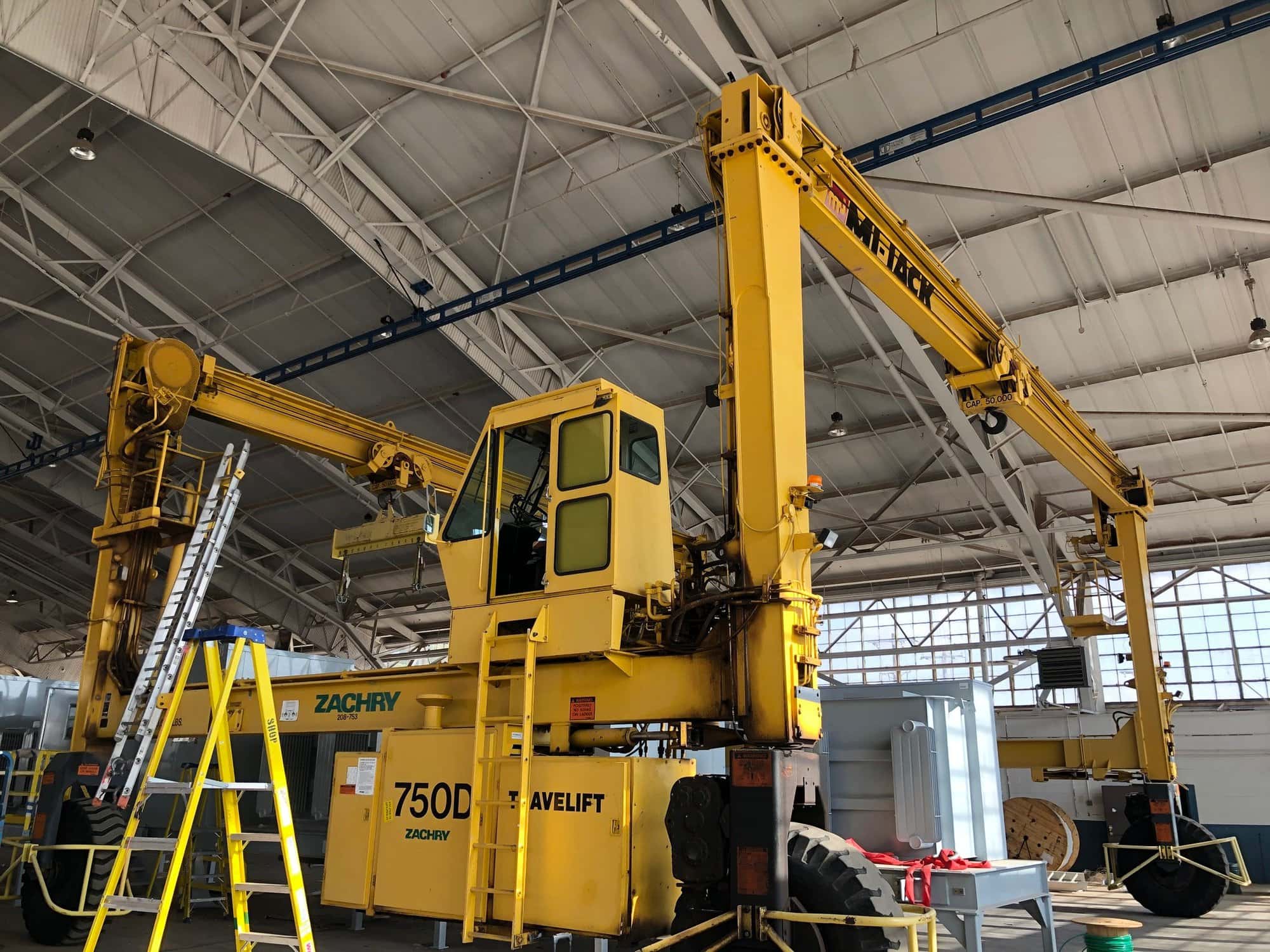 100,000 lbs. Capacity MI-Jack 750D Gantry Crane, 1998 - New Motor Last Year