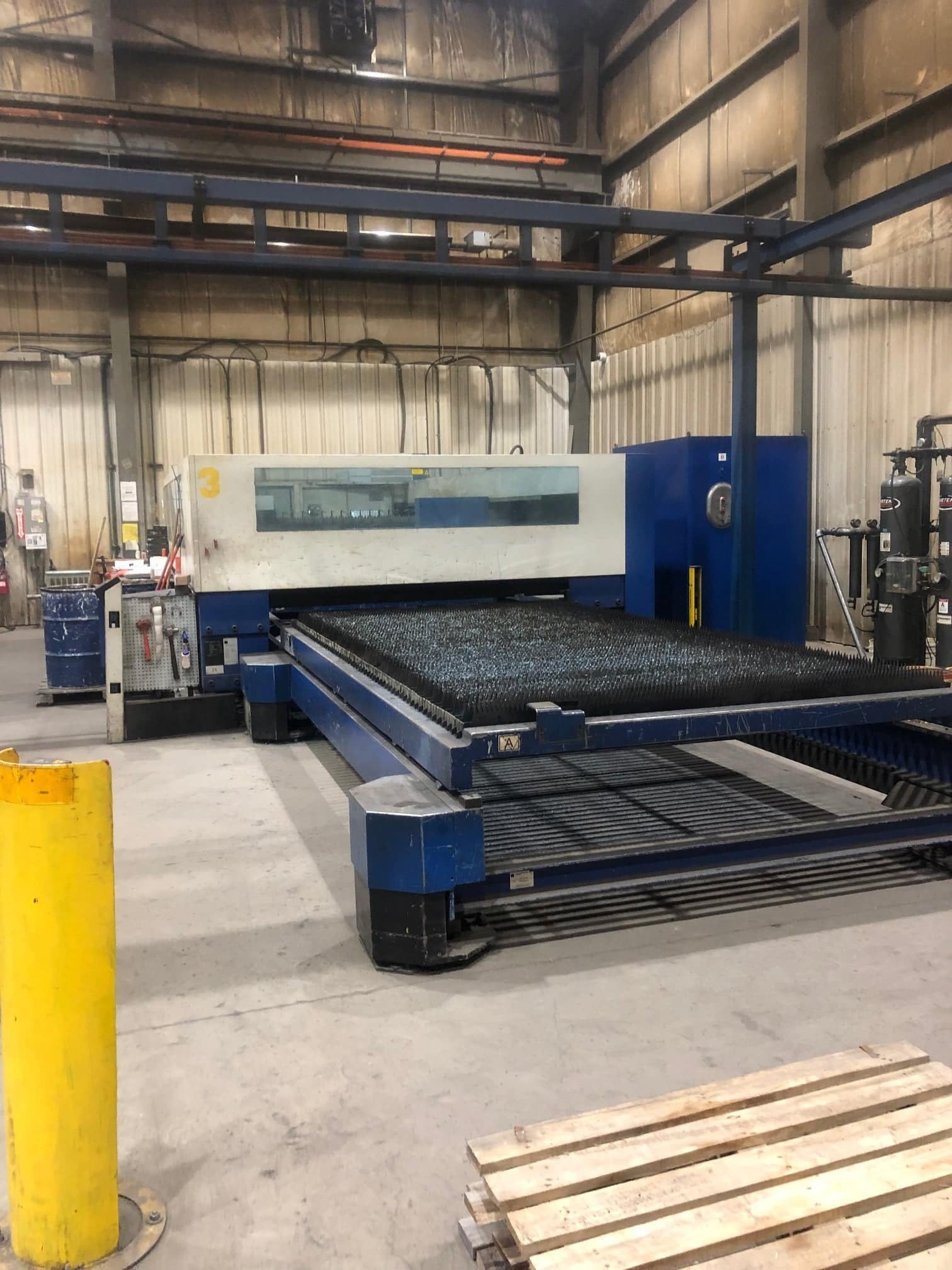 5000 Watt Trumpf Trumatic L4050 CO2 Laser, 2005 - 6' x 12' Table