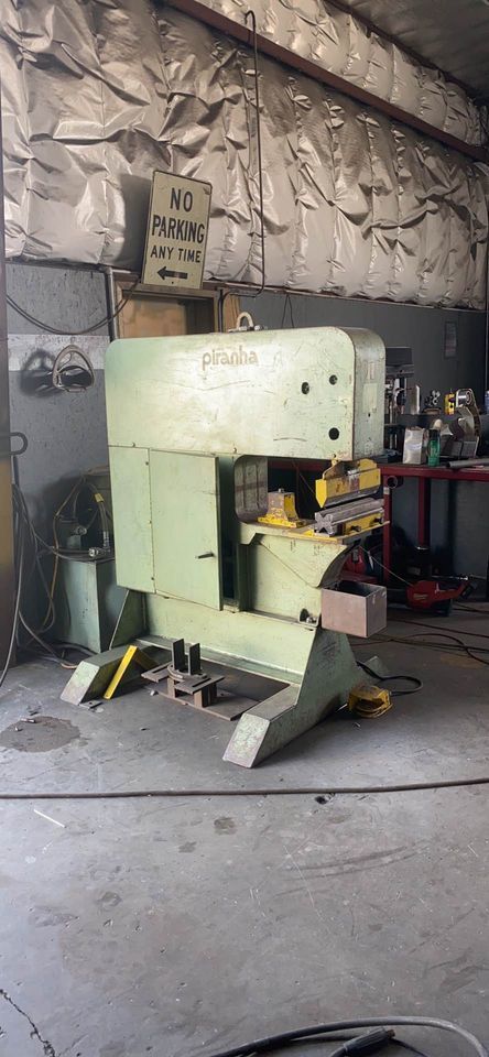120 Ton Piranha Sep-120 Punch - Tooling Shown Included