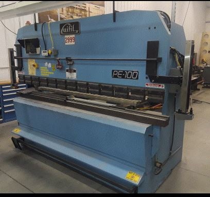 110 Ton x 10' Guifil PE 30/100 CNC Press Brake, 1989 - Automec 1000 CNC Control, Light Curtains, and Tooling Included - Image 2