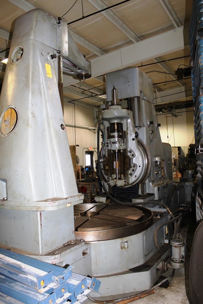 Wuhan WY3J Vertical Gear Hobber, 1970 - Tailstock