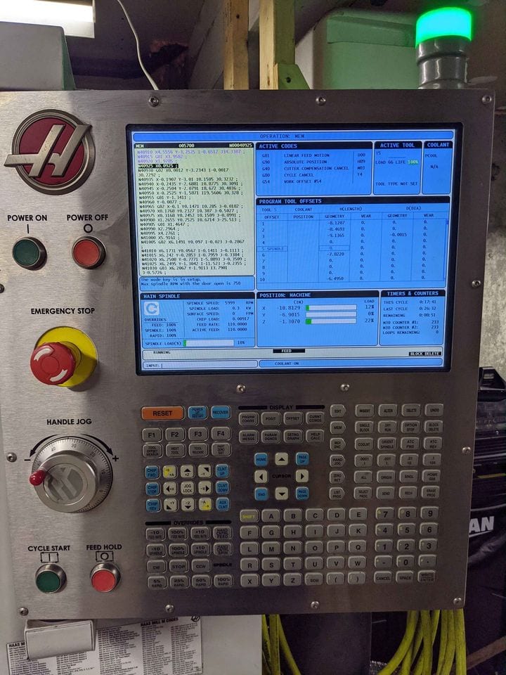 Haas Mini Mill VMC, 2013 - Rigid Tapping, Chip Auger, Low Hours/Hobby Machine - Image 2