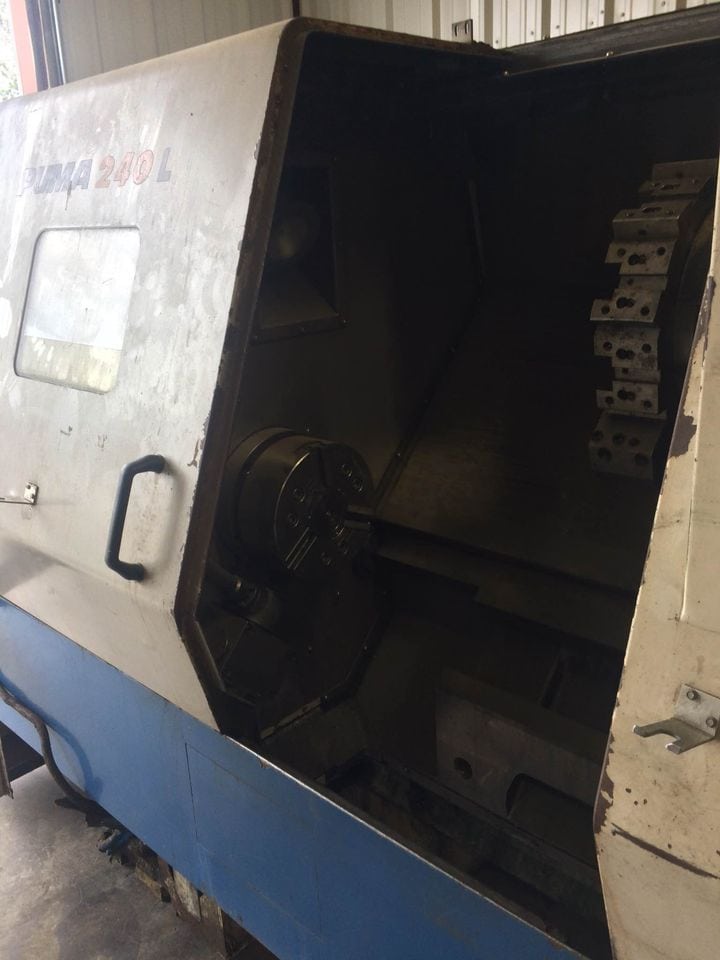 Daewoo Puma 240L CNC Lathe, 2004 - Tailstock, Tool Presetter, Fanuc 21i-TB - Image 2