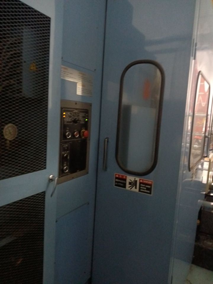 OKK KCH500 500mm Horizontal Machining Center, 1998 - Under Power, Very Clean - Image 5