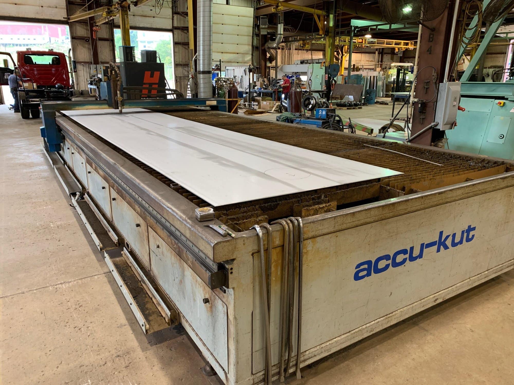 8' x 24' AKS Accuu-Kut CNC Plasma, 2008- Hypertherm HPR260