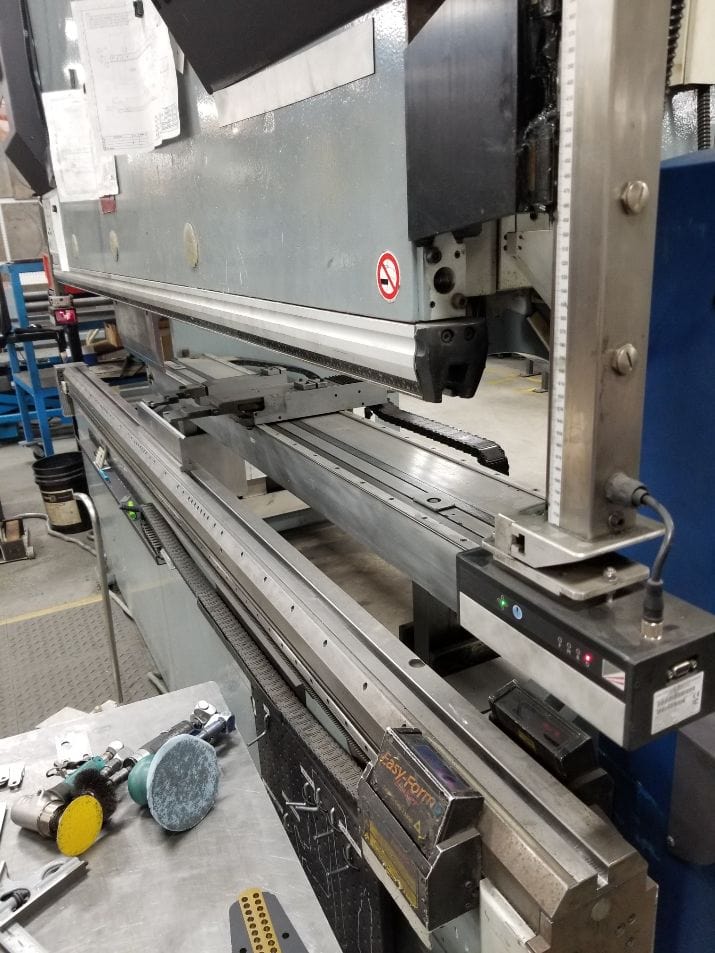 150 Ton x 10' LVD Strippit PPEB-150-10 CNC Press Brake, 2004- Tooling Included - Image 8