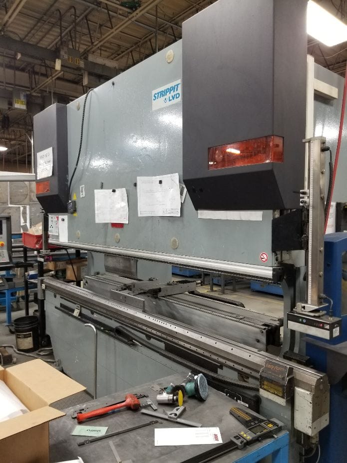 150 Ton x 10' LVD Strippit PPEB-150-10 CNC Press Brake, 2004- Tooling Included - Image 5