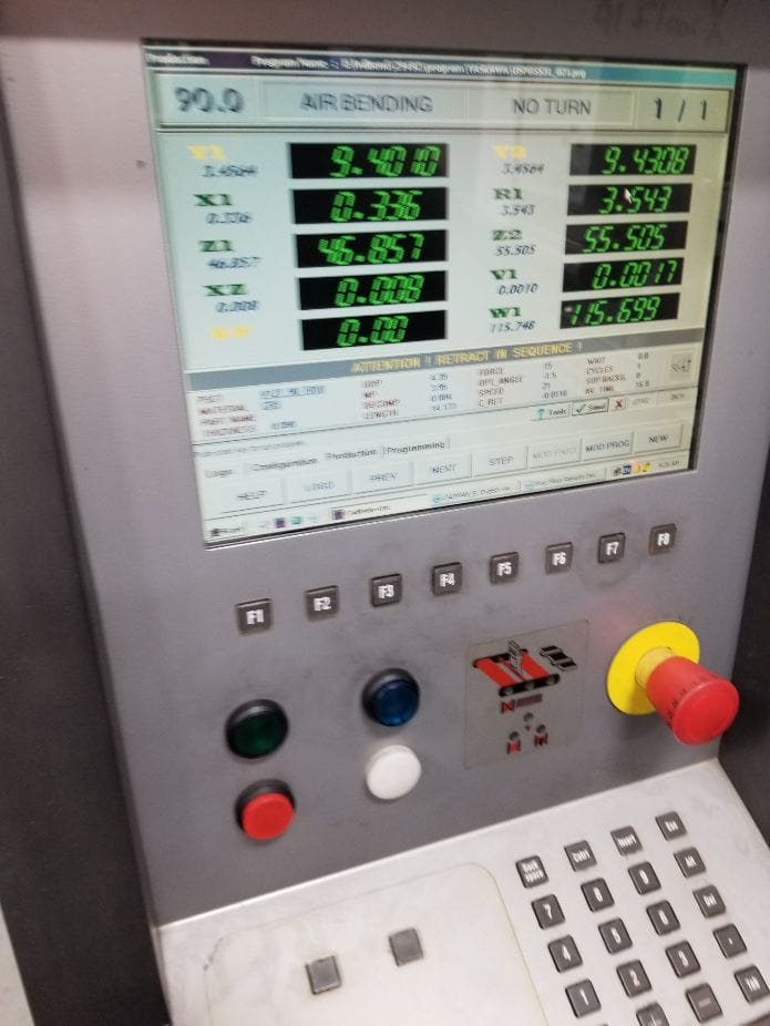 150 Ton x 10' LVD Strippit PPEB-150-10 CNC Press Brake, 2004- Tooling Included - Image 3