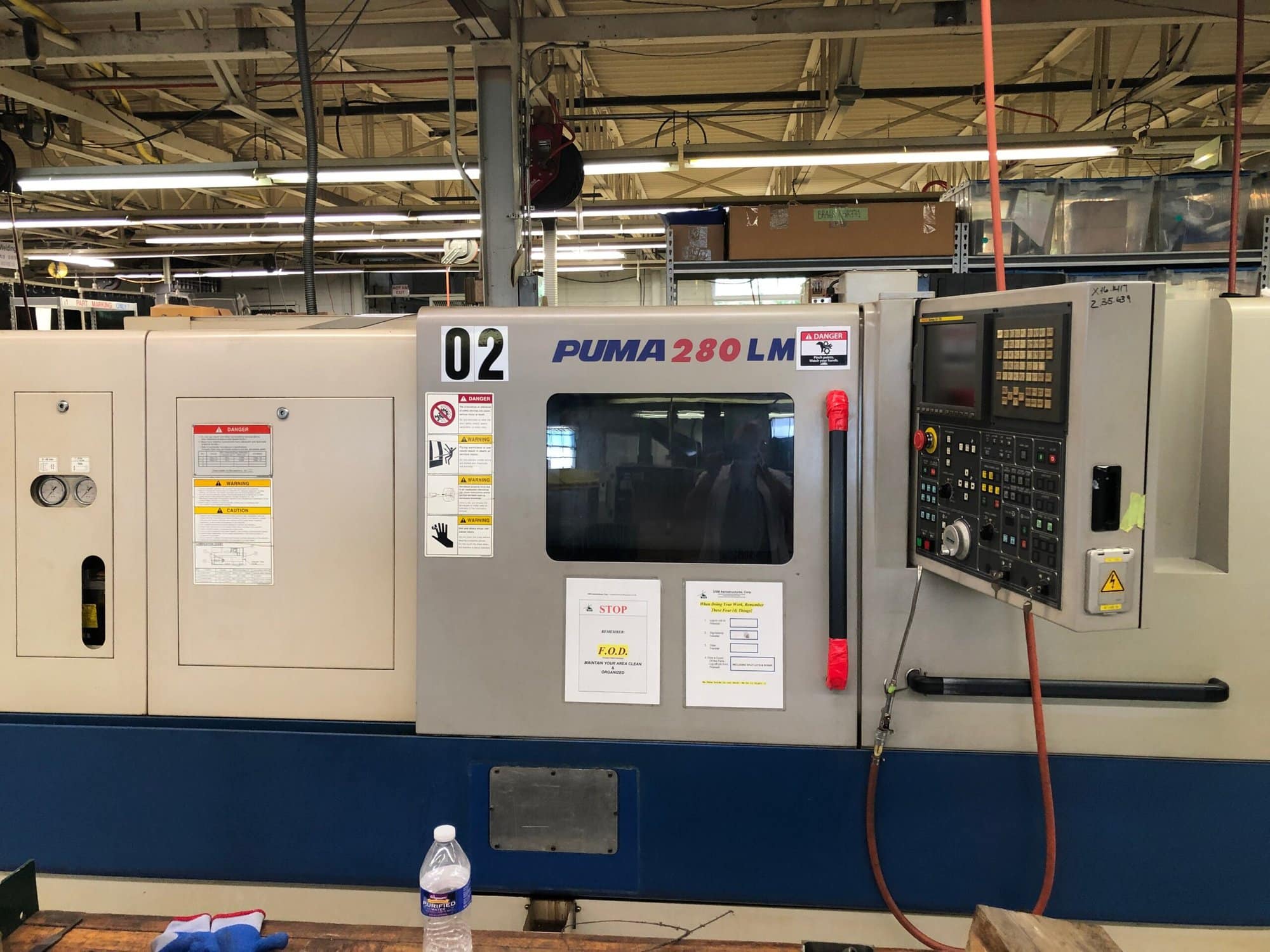 Doosan Puma 280LM, CNC Lathe, 2006 - Live Tooling, Chip Conveyor - Image 2
