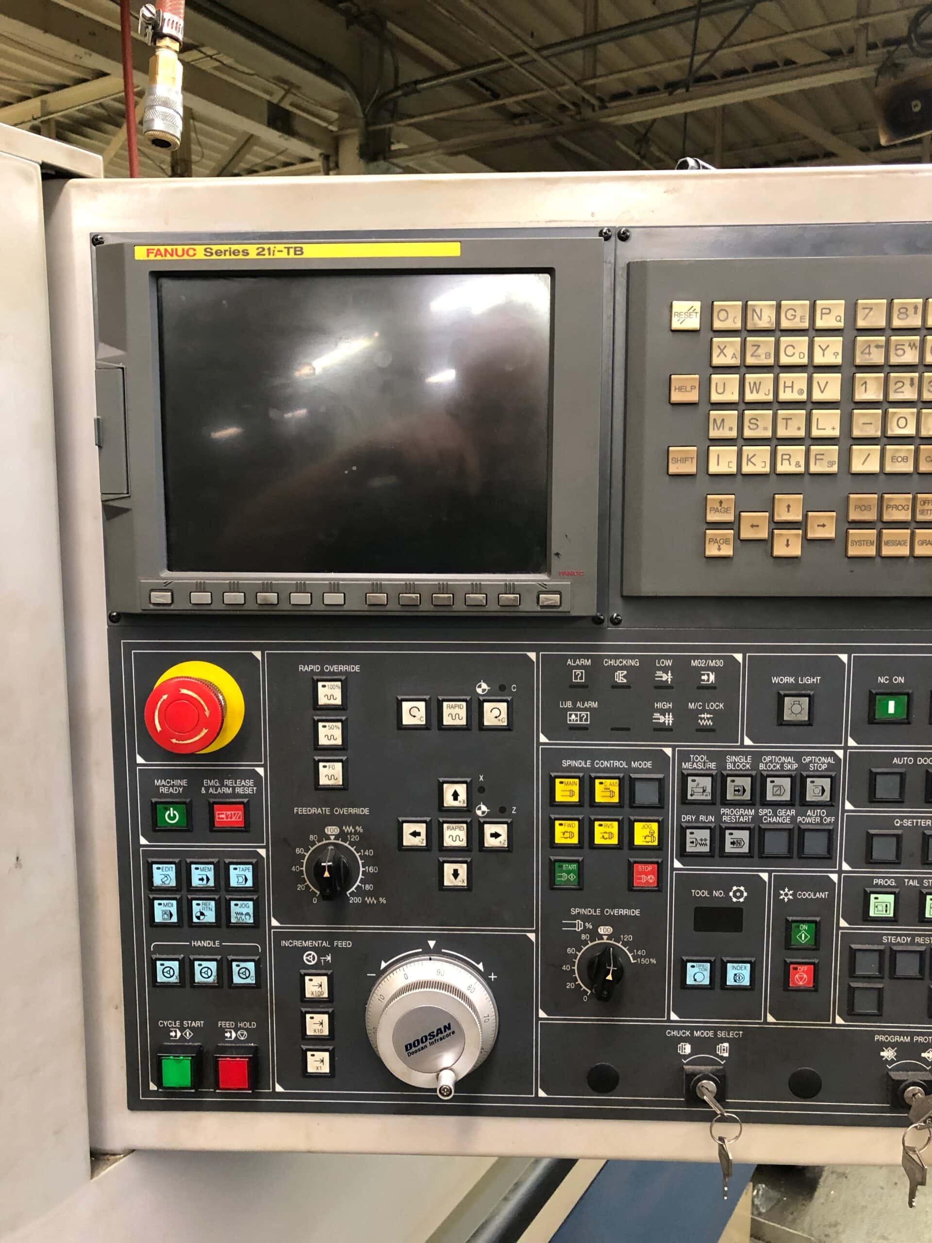 Doosan Puma 280LM, CNC Lathe, 2006 - Live Tooling, Chip Conveyor - Image 5