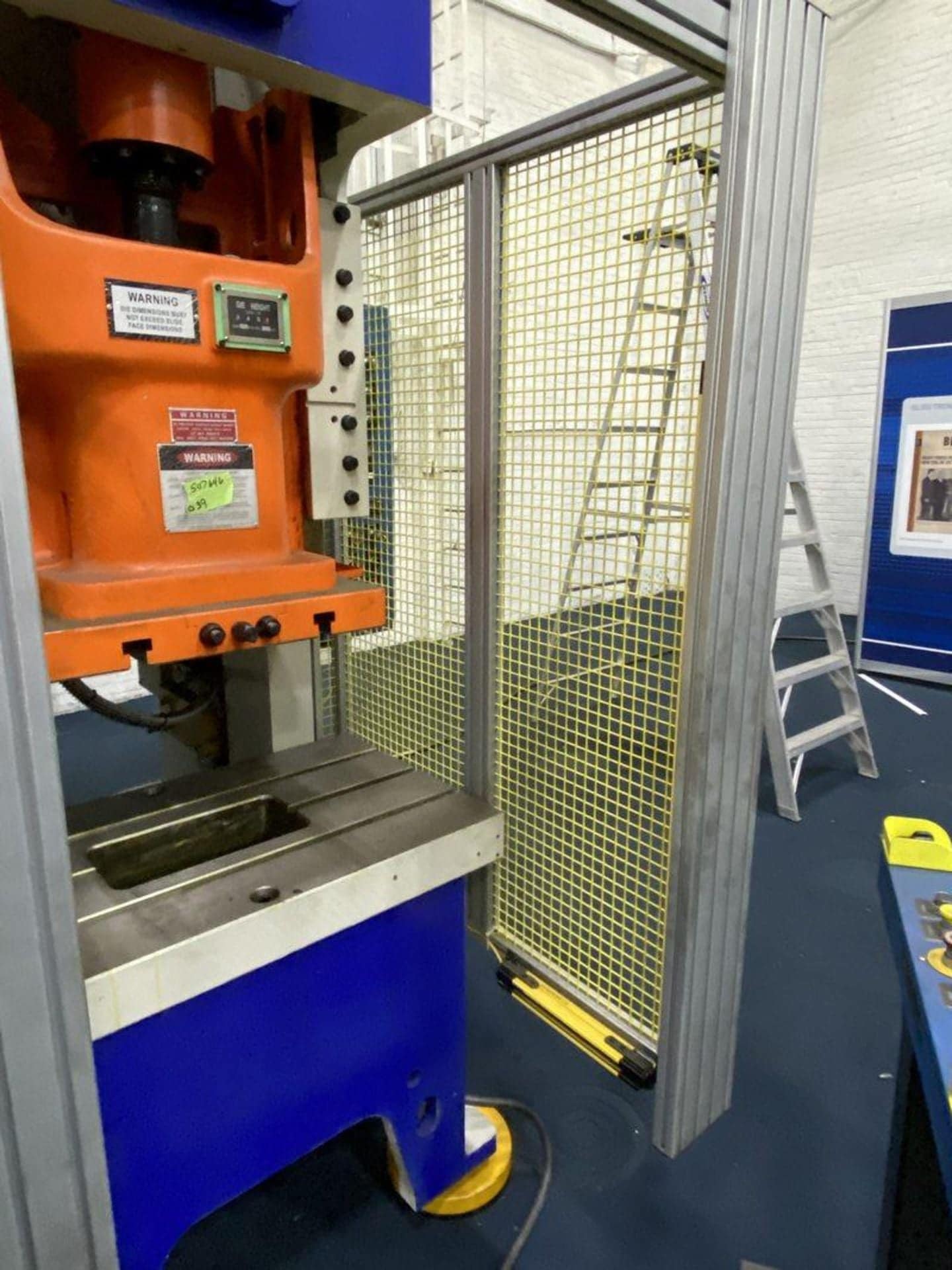 88 Ton Bliss C1-80H High Speed Gap Frame Press, 2017 - Light Curtains - Image 6
