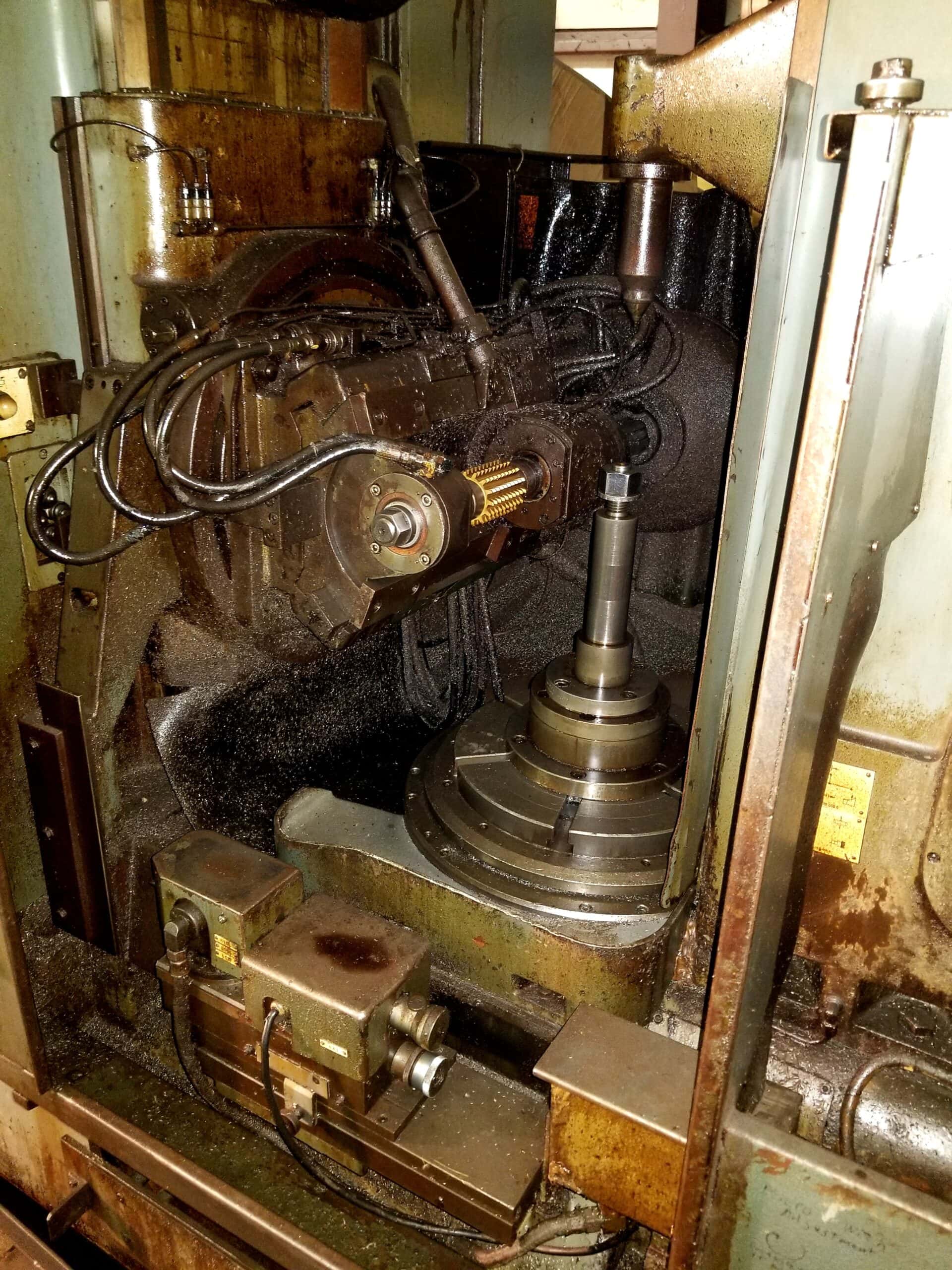 Liebherr Universal L 401 Gear Hobber - Image 7