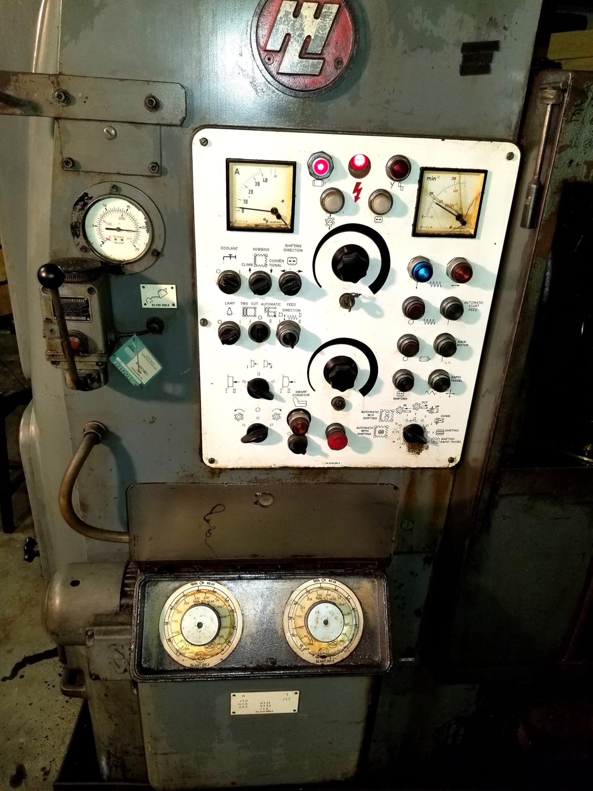 Liebherr Universal L 401 Gear Hobber - Image 3