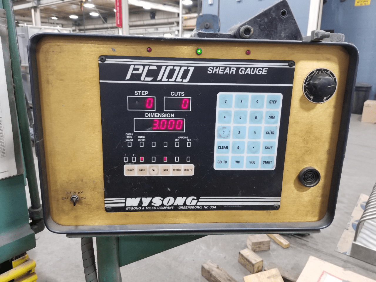 1/4" x 10' Wysong H-2510 Hydraulic Shear, 1990 - Image 2