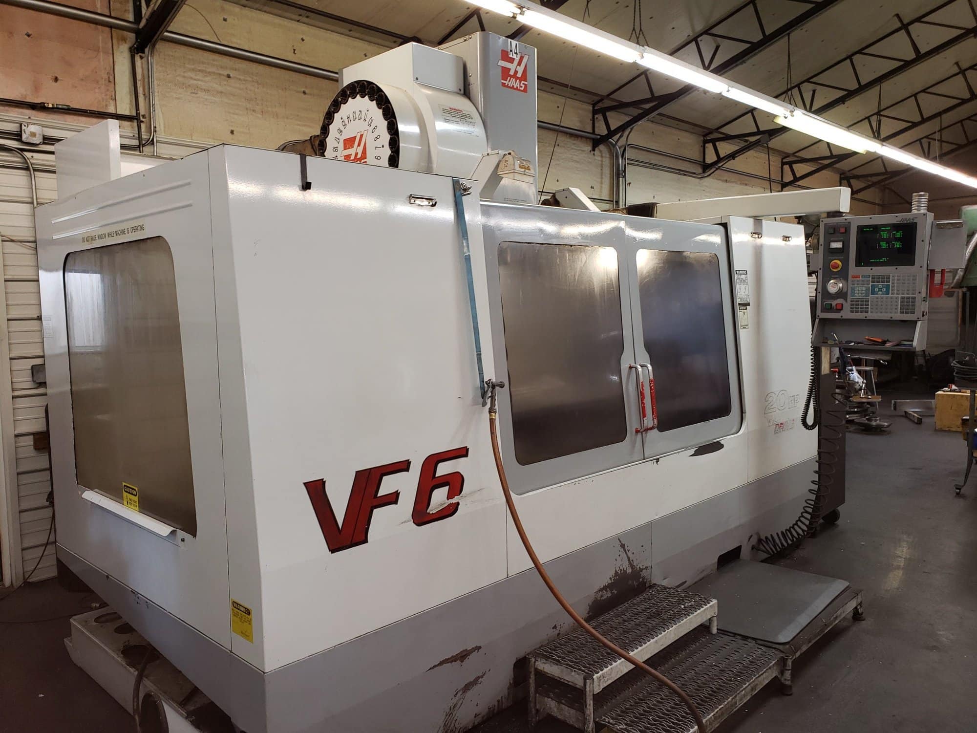 Haas VF-6/40 VMC, 2001- Chip Auger, Rigid Tap, Side Mount Tool Changer