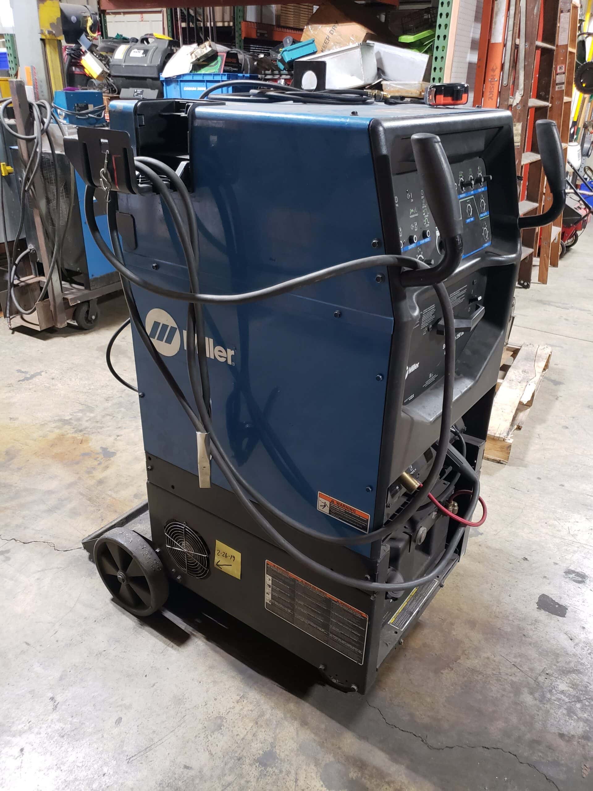 Miller Syncrowave 250 DX Tig Welder, 2006 - Brand New Torch, 25' Line