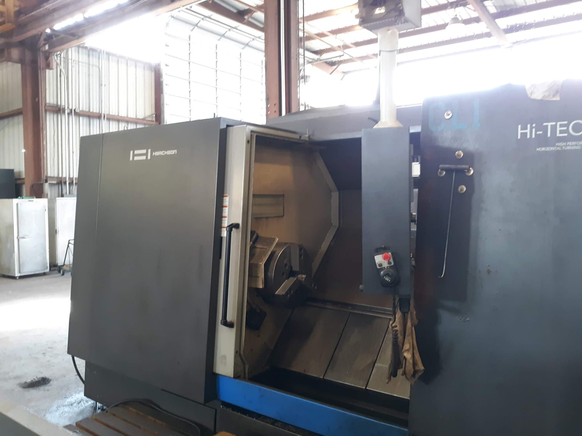 Hwacheon Hi-Tech 550B CNC Lathe, 2012- Tailstock, Chip Conveyor - Image 2