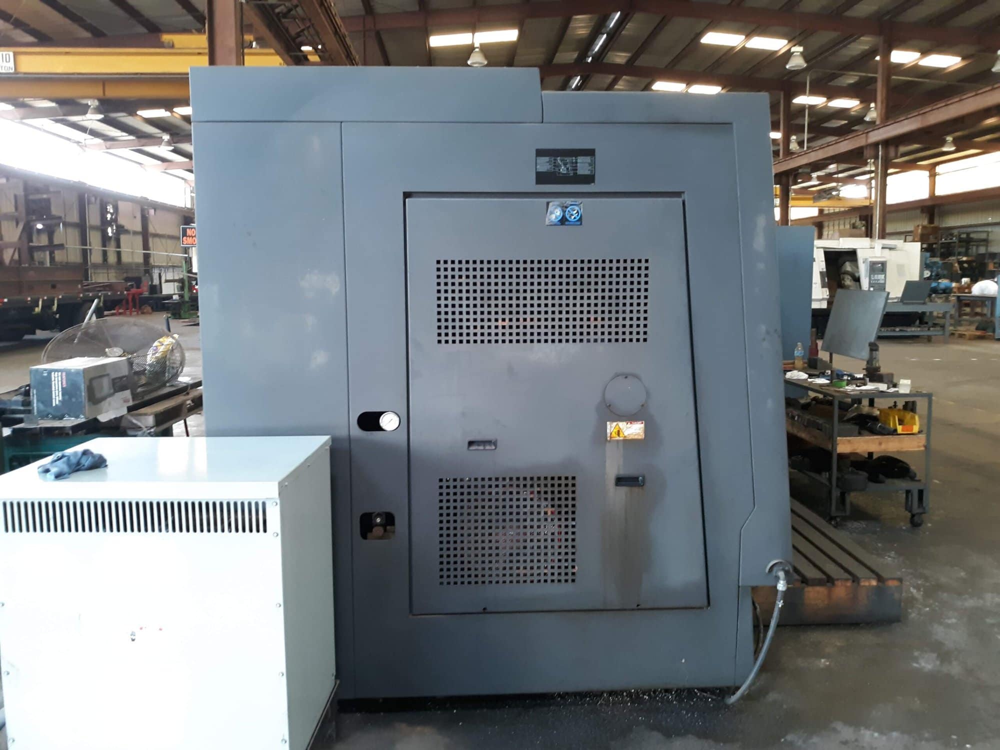 Hwacheon Hi-Tech 550B CNC Lathe, 2012- Tailstock, Chip Conveyor - Image 11