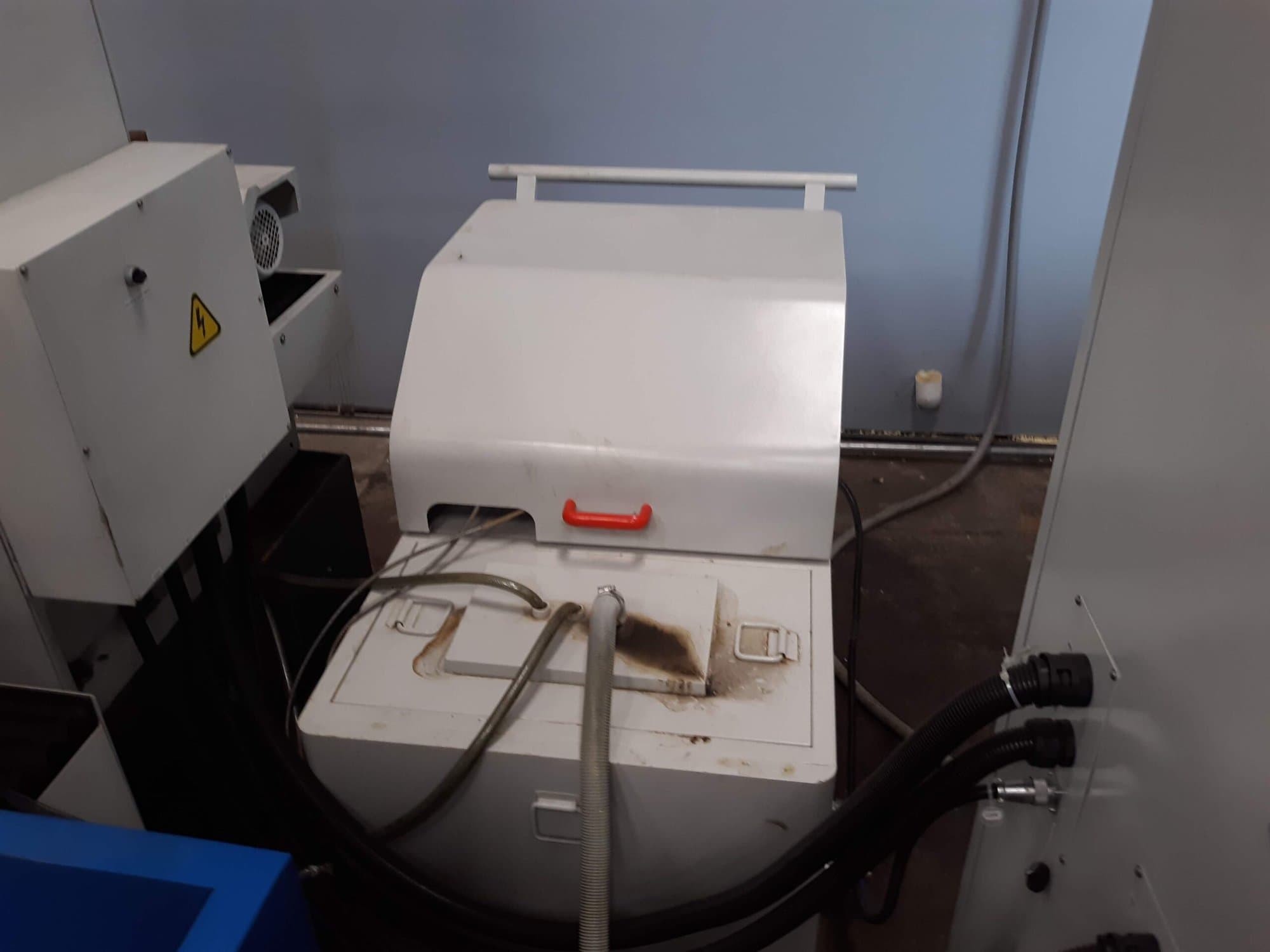 Knuth DEM 1000A Wire EDM, 2015- Bank Repo, RS232 Interface, Table Enclosure - Image 6