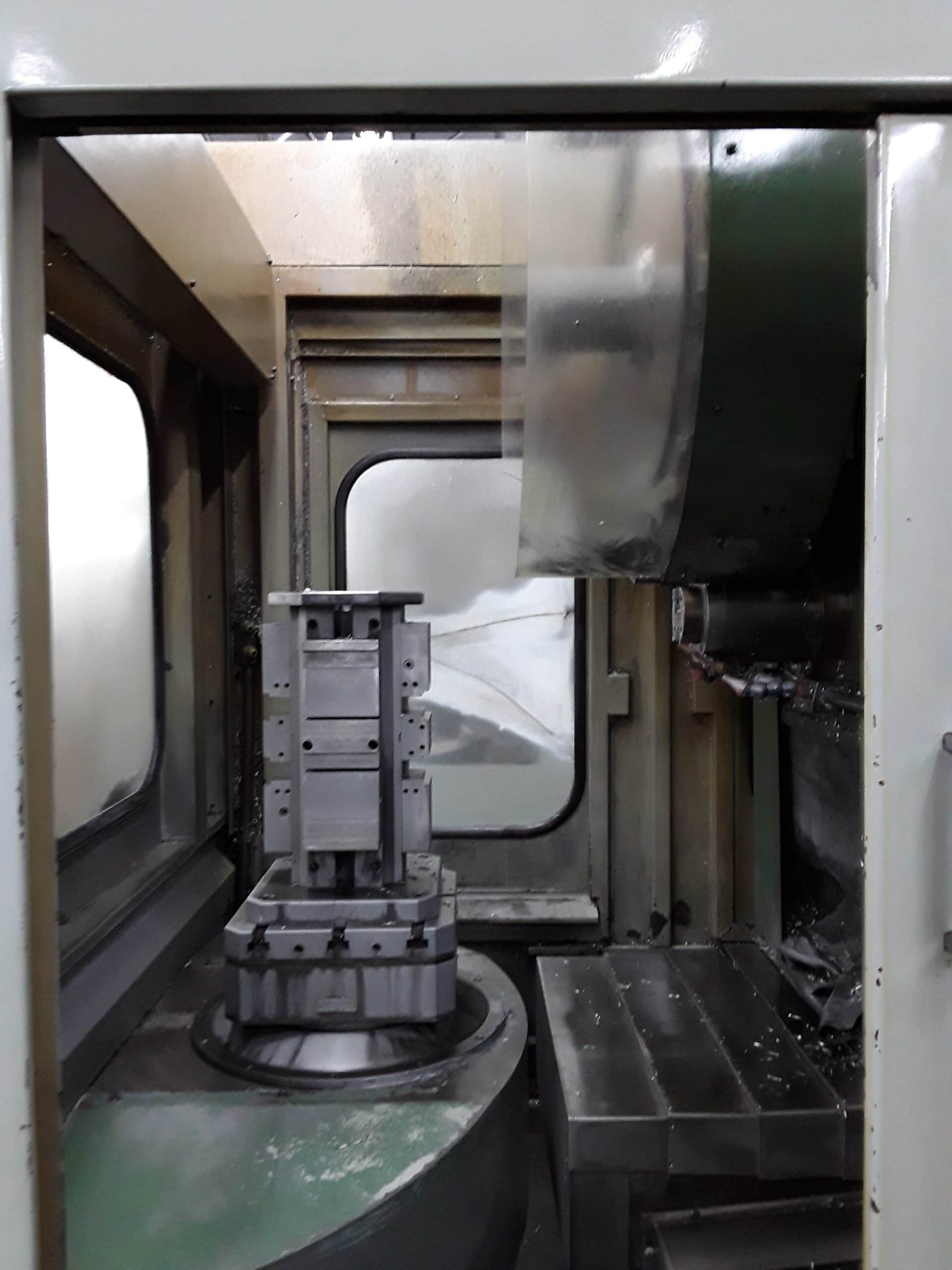 Saeilo Mach 3A HMC, 1993 - Chip Conveyor, Rigid Tapping - Image 4