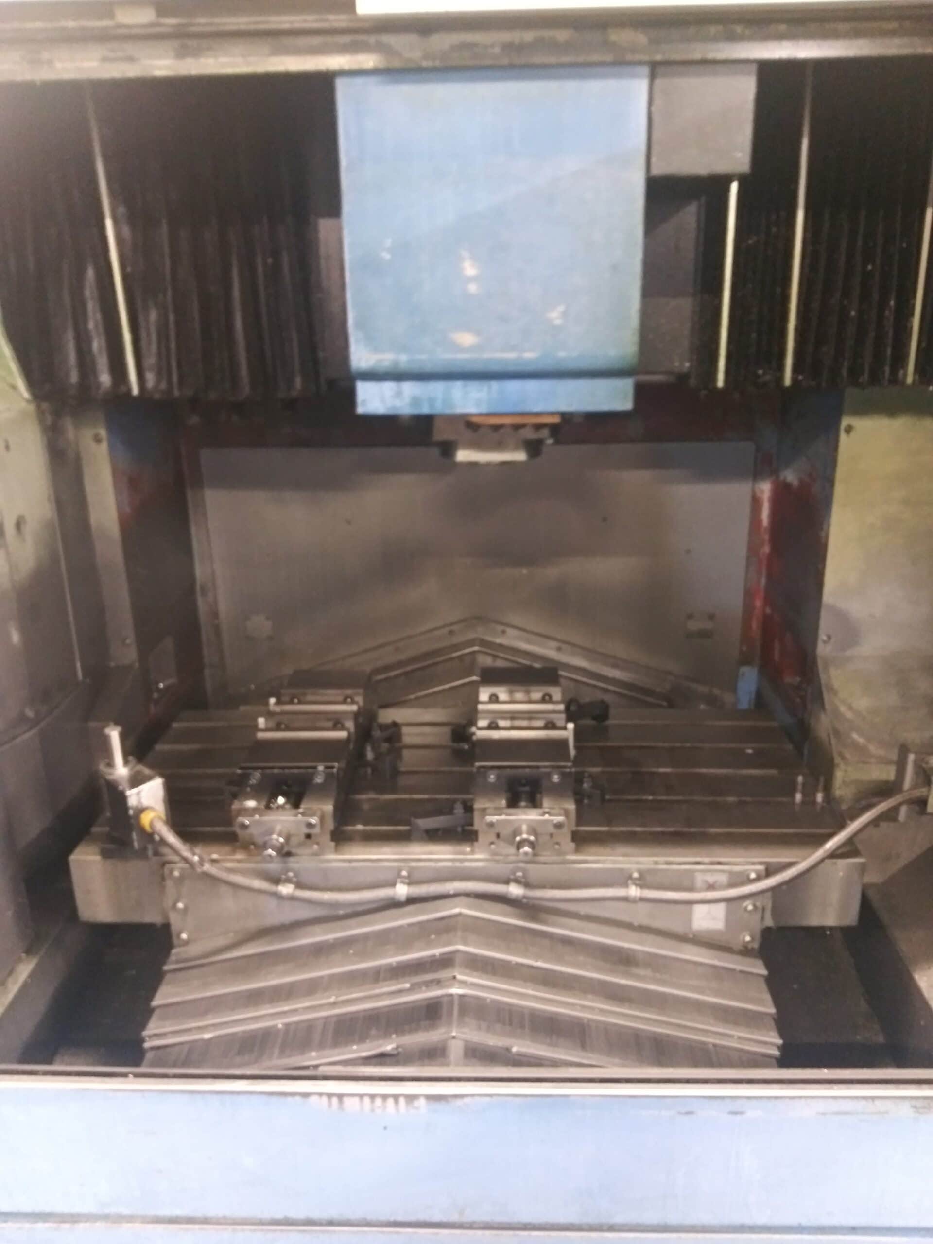 Mazak FJV-25 VMC, 1998 - Under Power, Inspection Ready, 12k RPM, 4th Axis - Image 3
