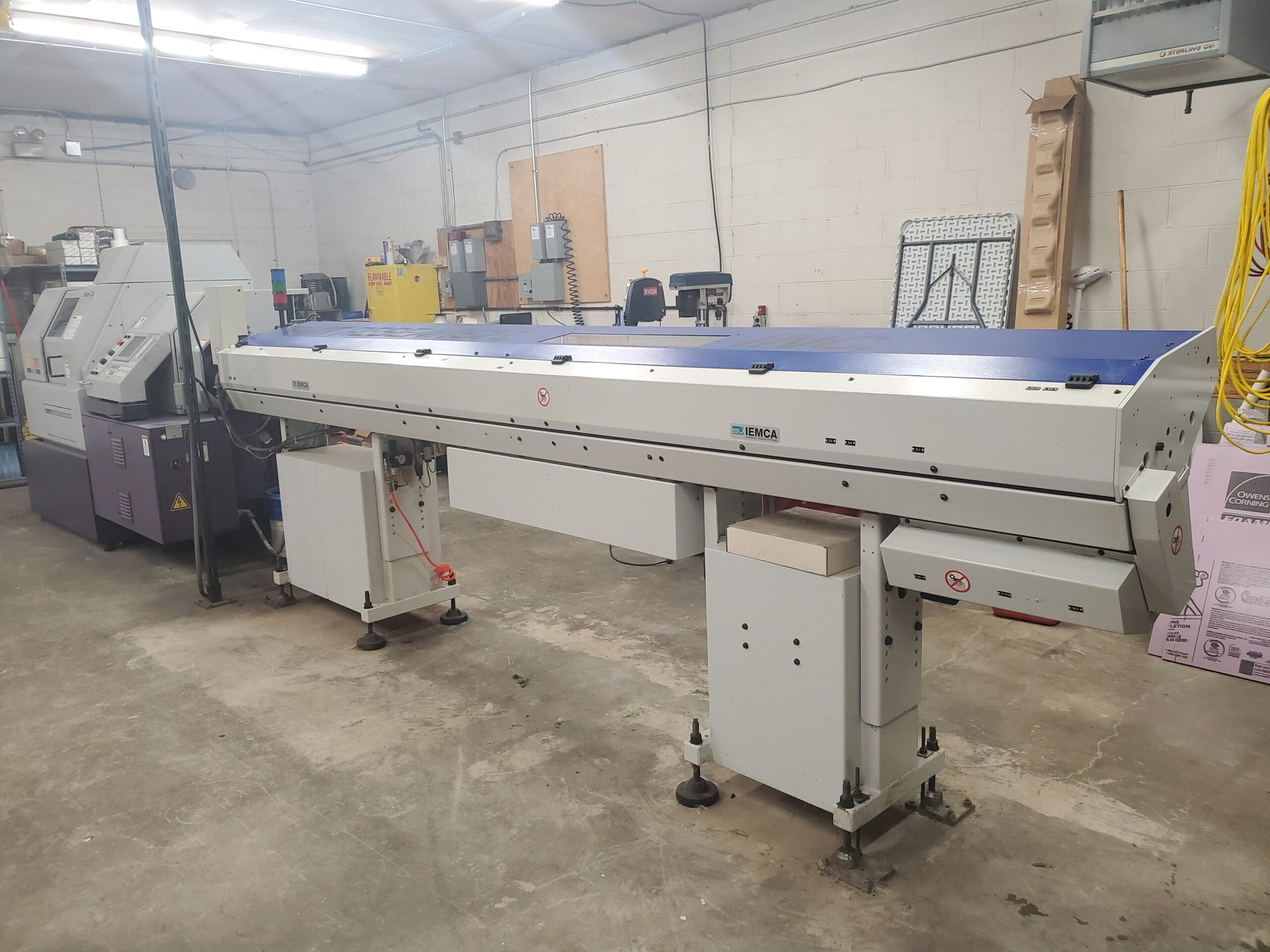 Citizen Cincom L32 Swiss Lathe, 1999 - IEMCA 542 Boss Bar Feeder, Tooling Included - Image 5