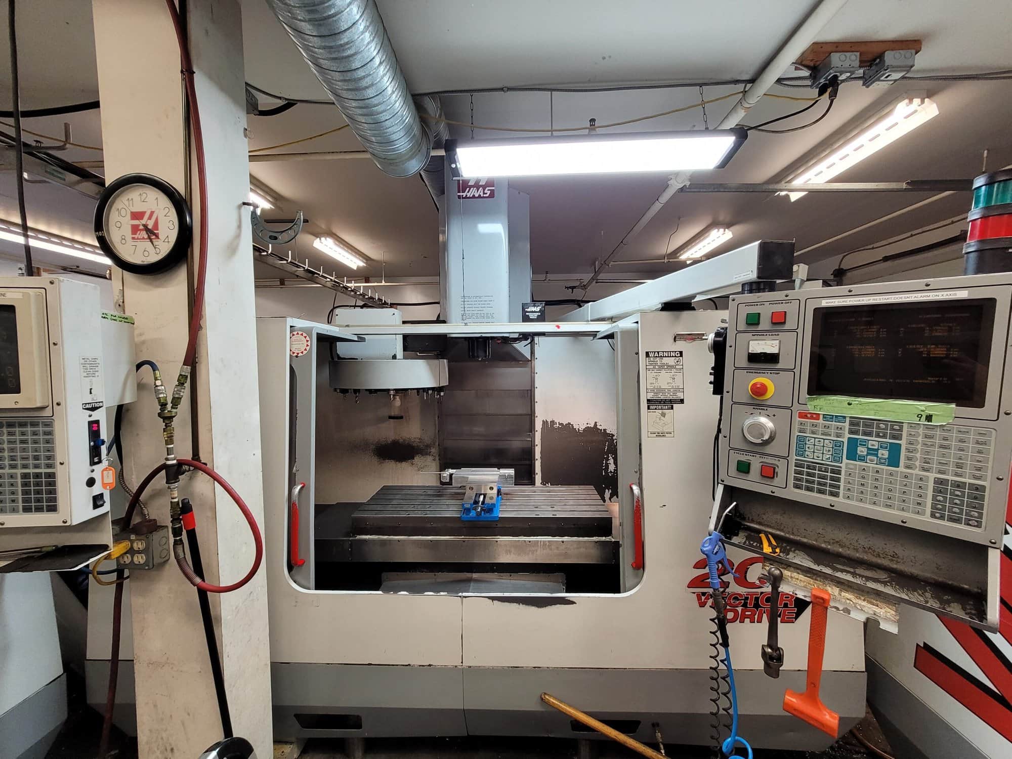 Haas VF-3 VMC, 1997 - 4th Axis Ready, Rigid Tap, GearBox, Under Power