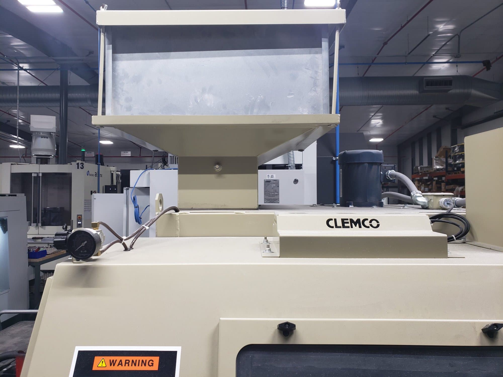 Clemco Pulsar 55-SE Manual Blast Cabinet, 2020 - Image 4