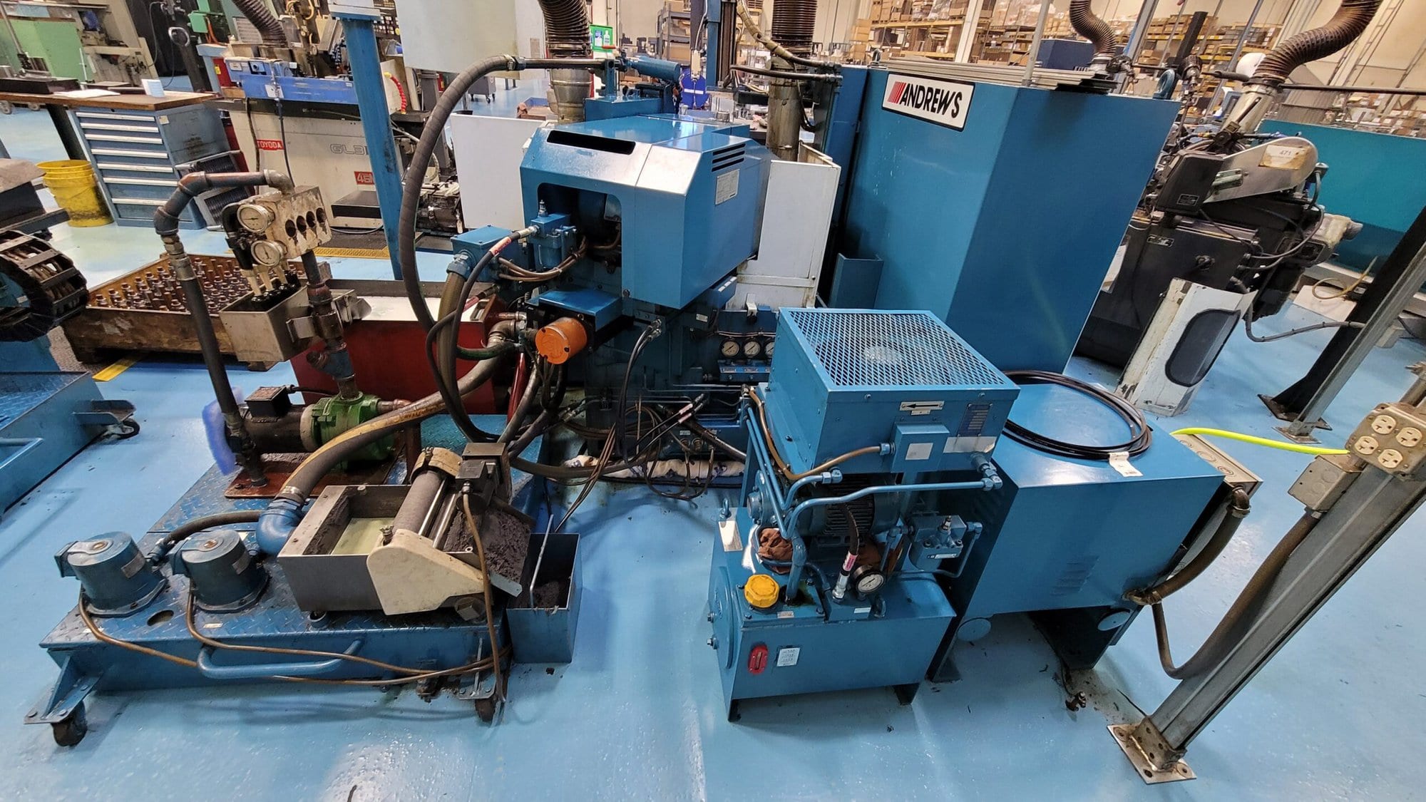 Toyoda GOO 32x50N OD Grinder, 1990 - w/ Cyclonic Filtration, Angled Head - Image 5