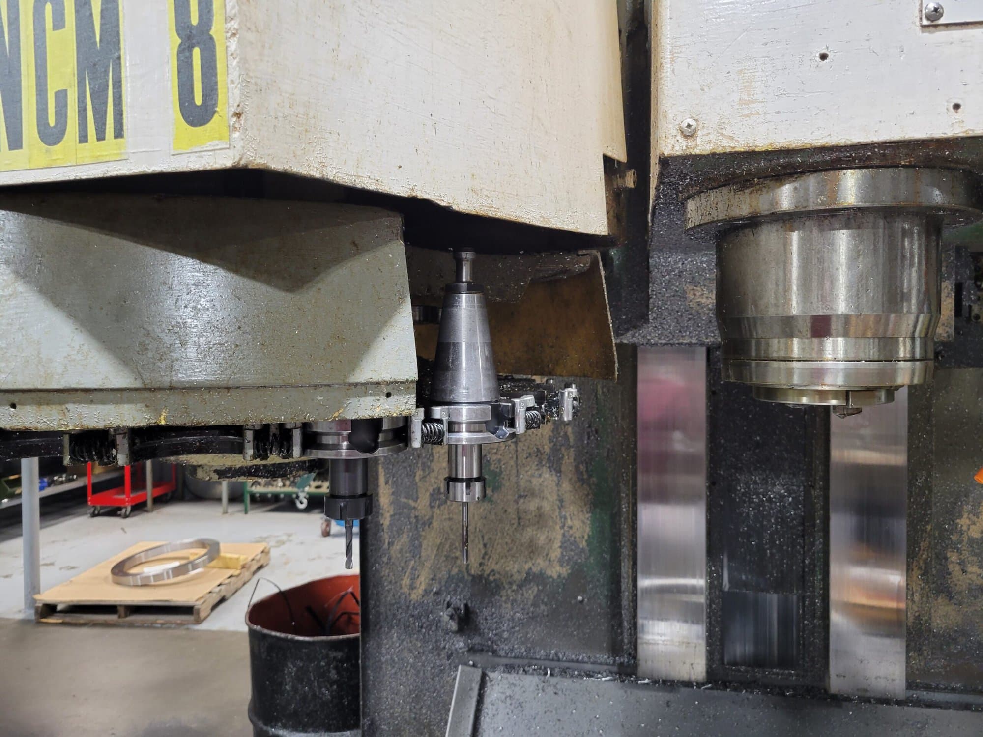 Leadwell MCV-1300P VMC, 1988 - Tooling Included, 90 Degree Angle Head - Image 2