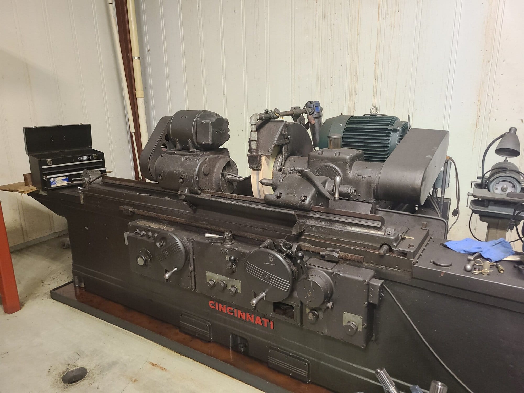 12" X 48" Cincinnati Universal Cylindrical Grinder, 1990 - Image 2