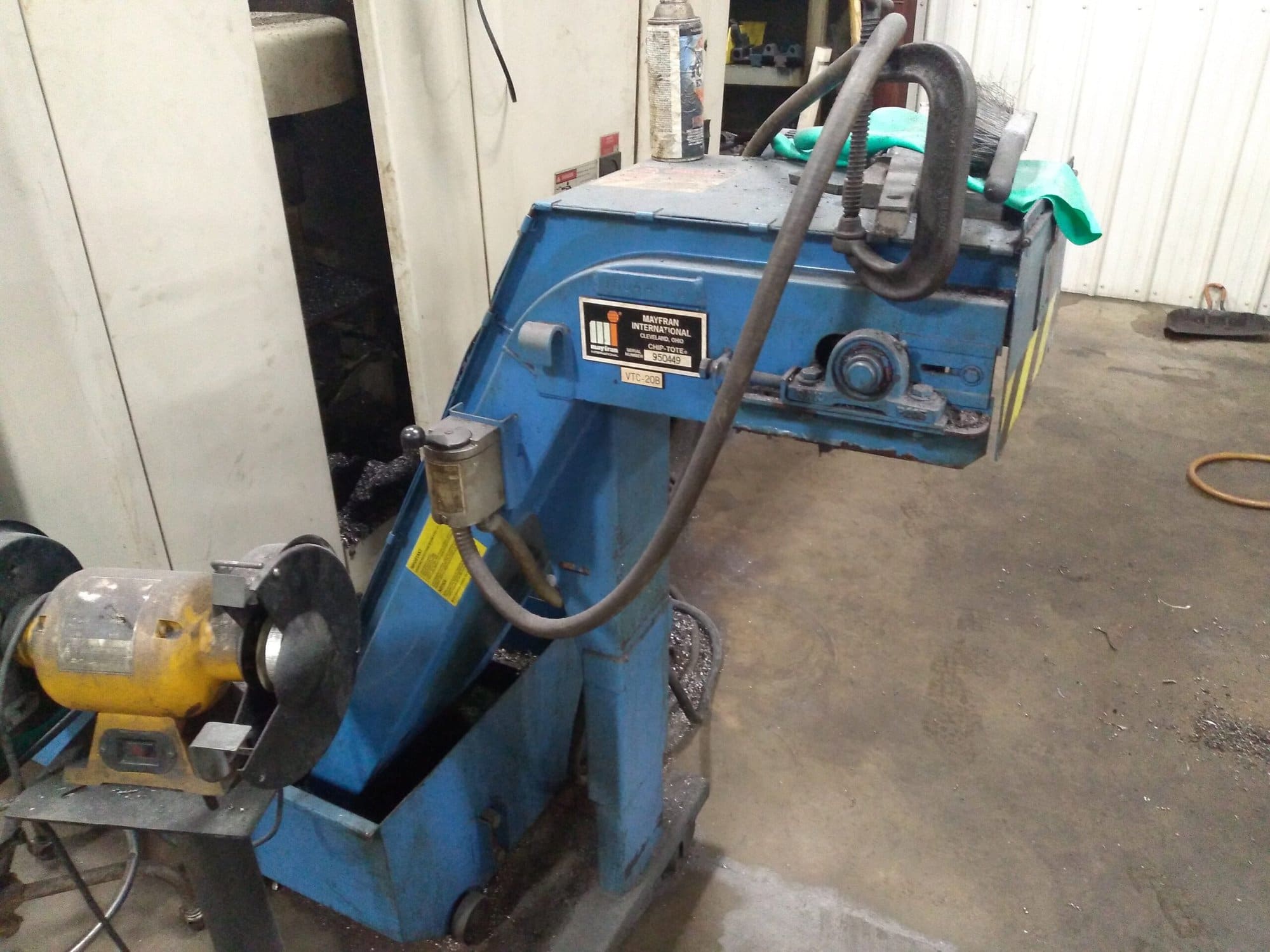 Mazak VTC-20B CNC VMC, 1995 - Image 11