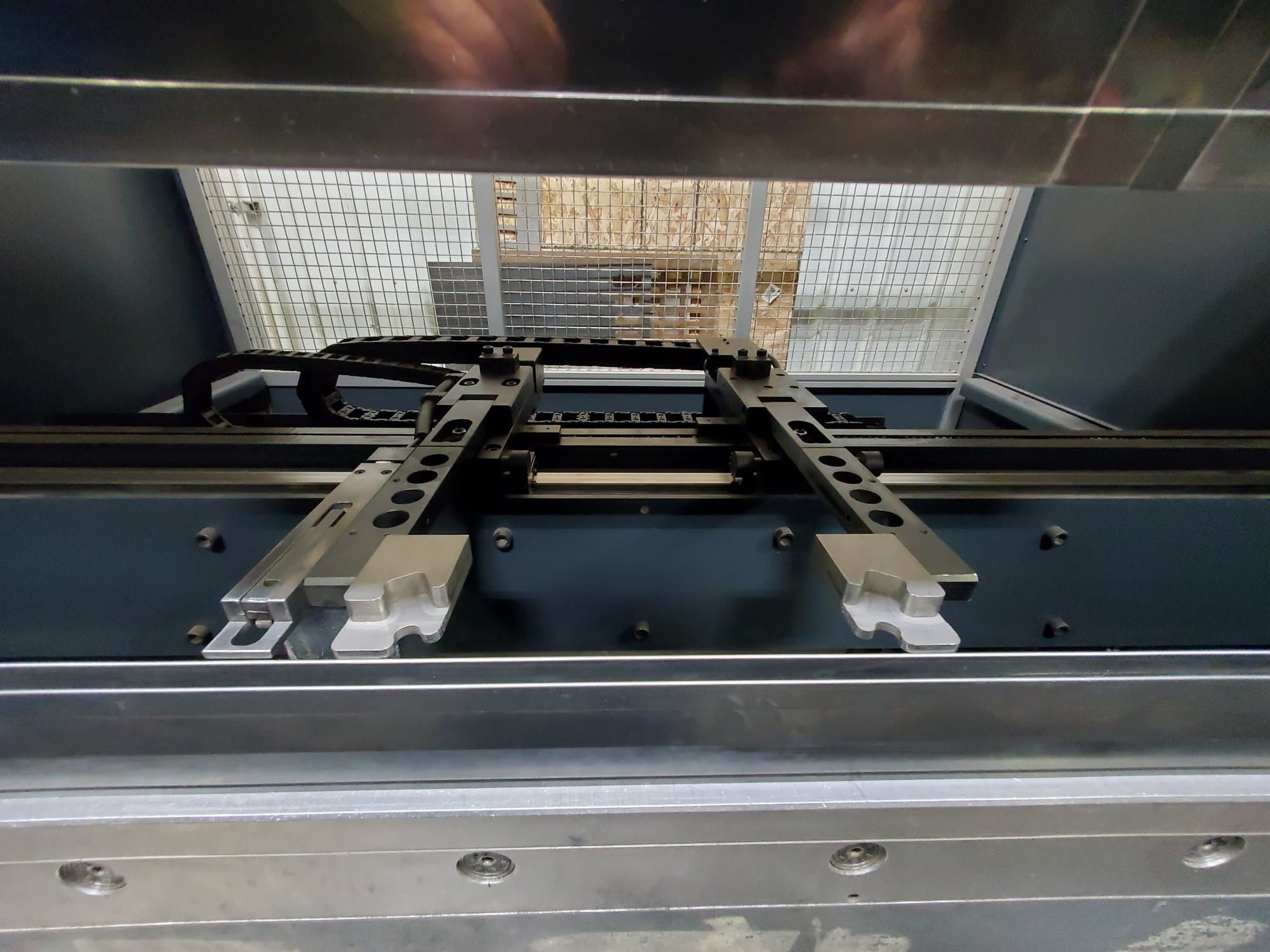 55 Ton x 6' Safan 50-2050 CNC E-Brake, 2018- 4-Axis Backguage (X,R,Z1/Z2) - Image 2