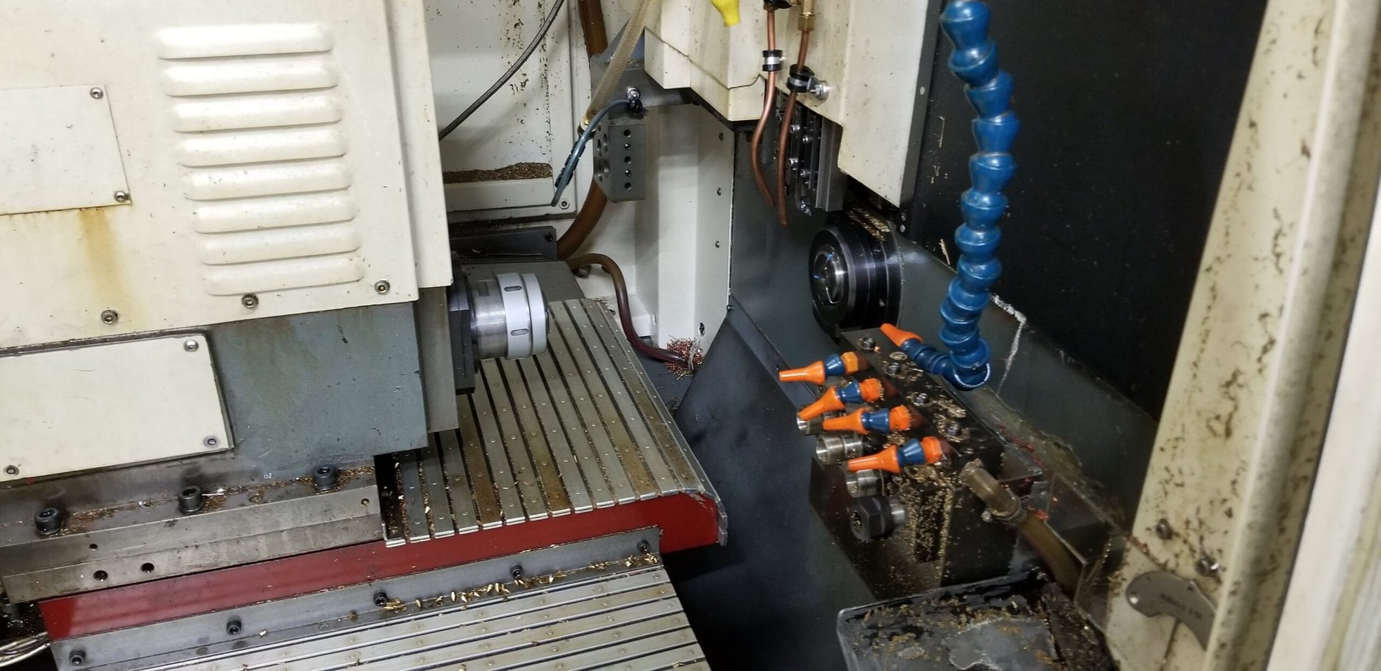 KSI SQC-32 CNC Swiss Lathe 2005 - 12' Bar Feed, Fanuc Control - Image 4
