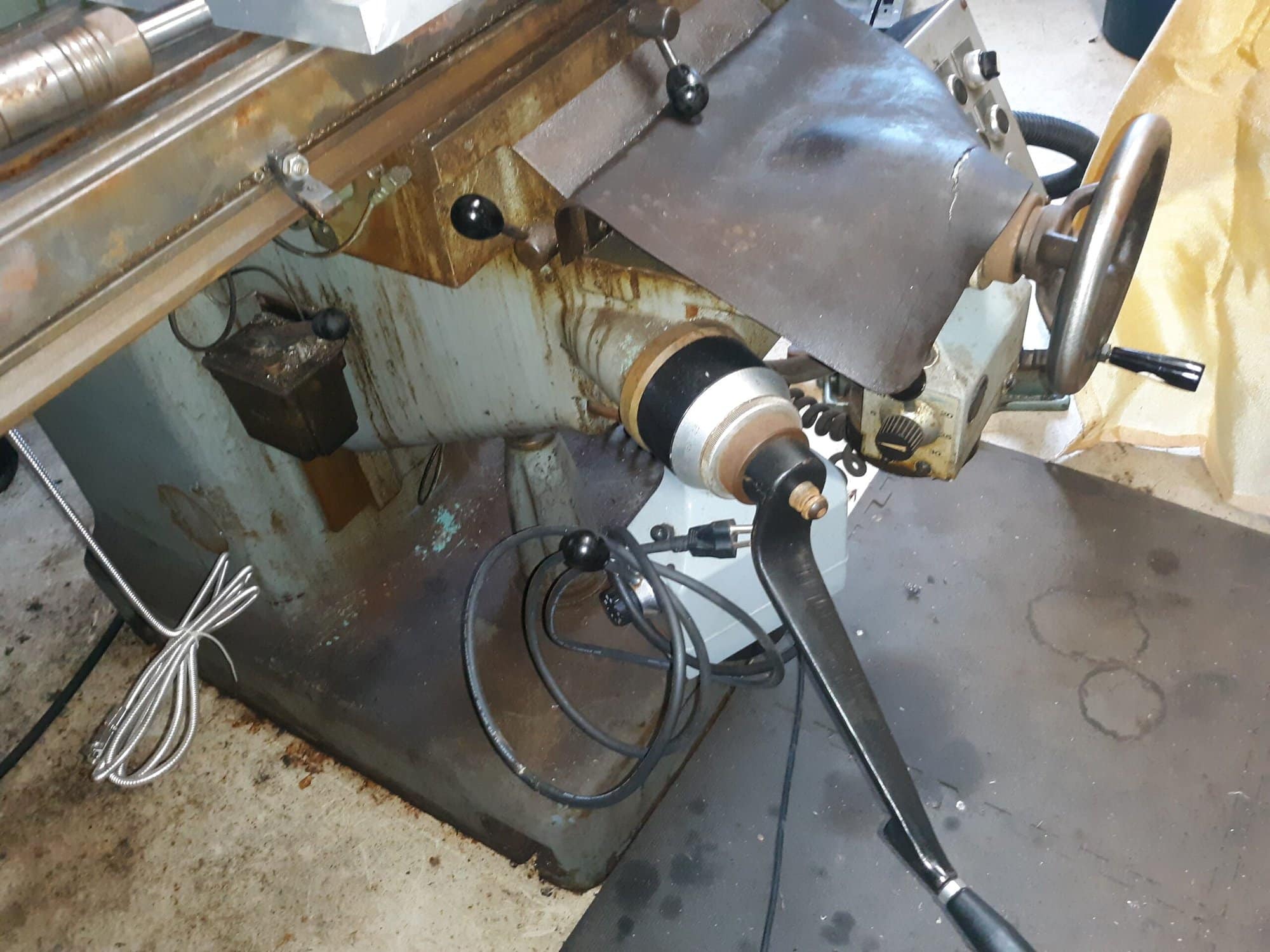 Wells Index Model 860 Horizontal/Vertical Milling Machine, DRO - Includes Lots of Tooling - Image 6