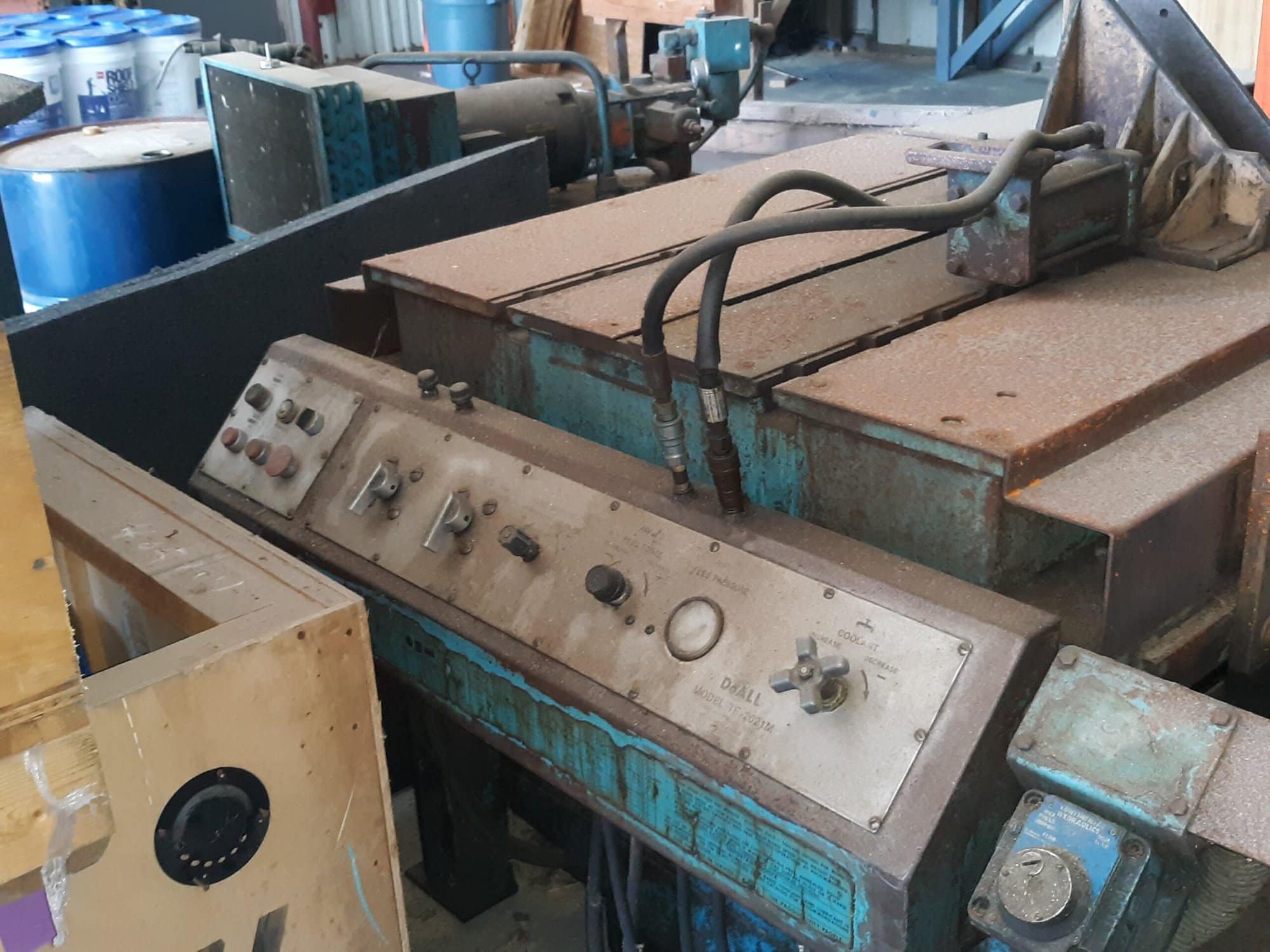 DoAll TF 2021M Automatic Vertical Bandsaw, 2001 - Image 4
