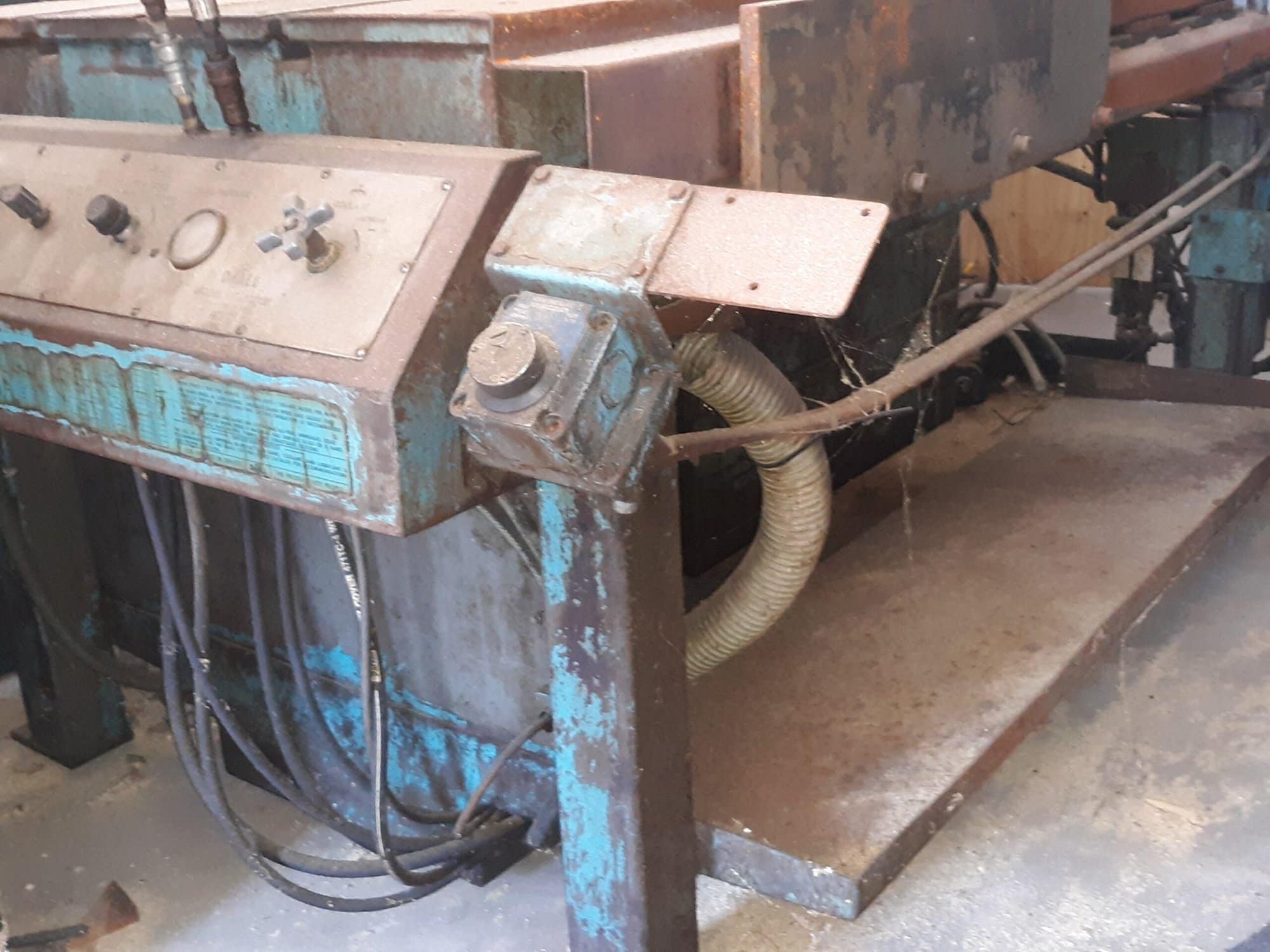 DoAll TF 2021M Automatic Vertical Bandsaw, 2001 - Image 5