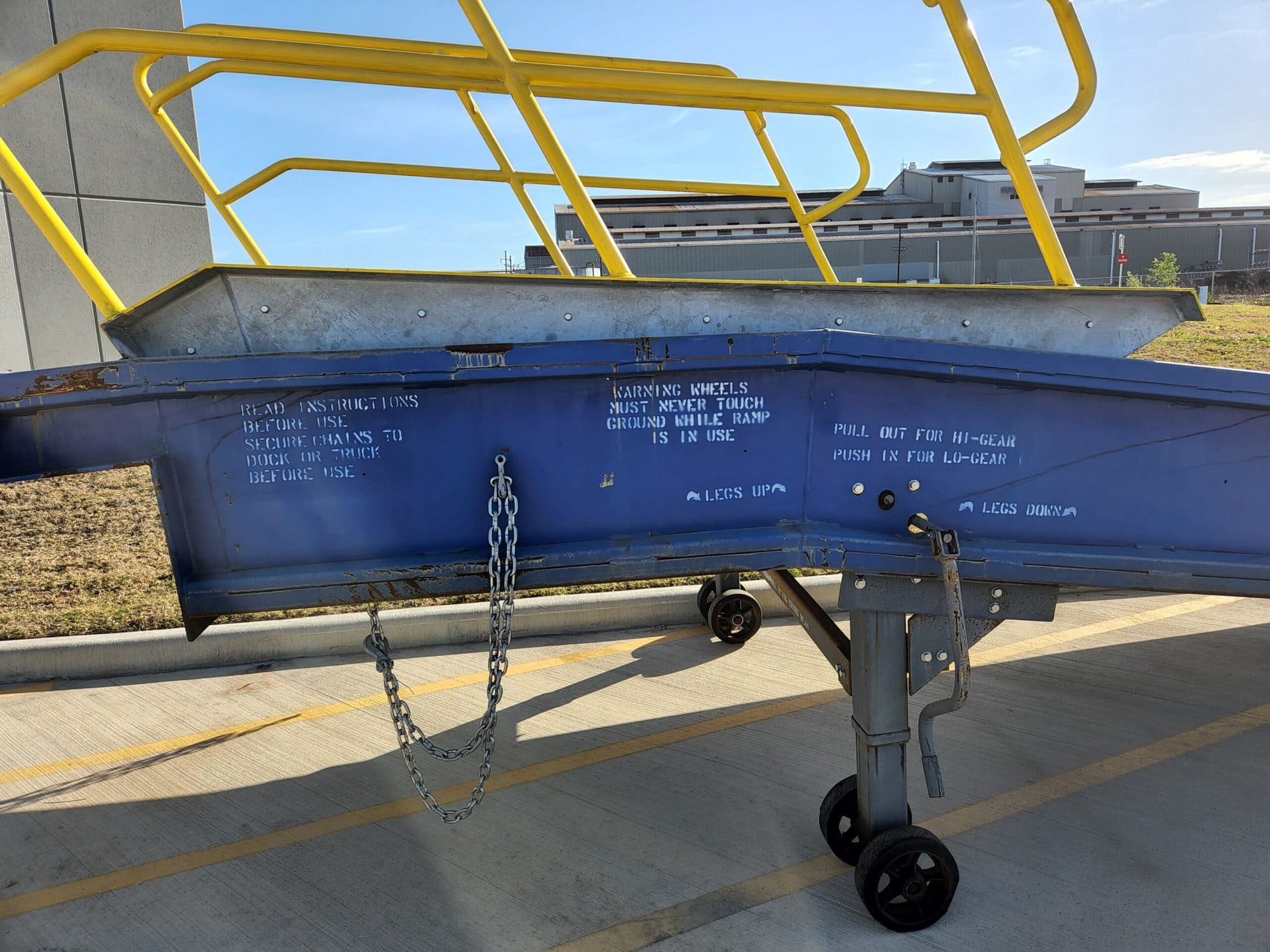 7’ x 36’ Bluff Manufacturing 20SYS8436L-C-YAR, Portable Steel Loading Ramp, 20,000lbs Capacity - Image 3