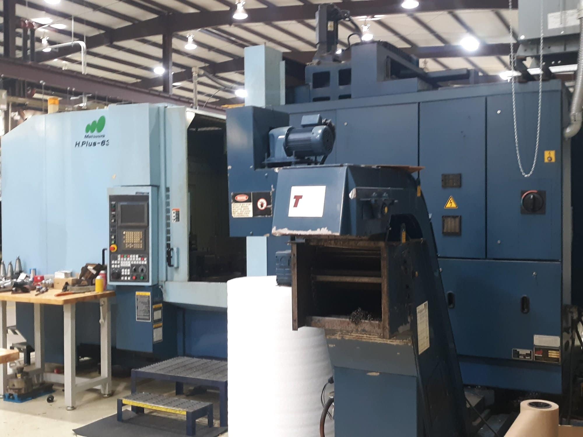 Matsuura H. Plus-630 HMC, 2002- 12,000RPM, BT50, Chip Conveyor - Image 2